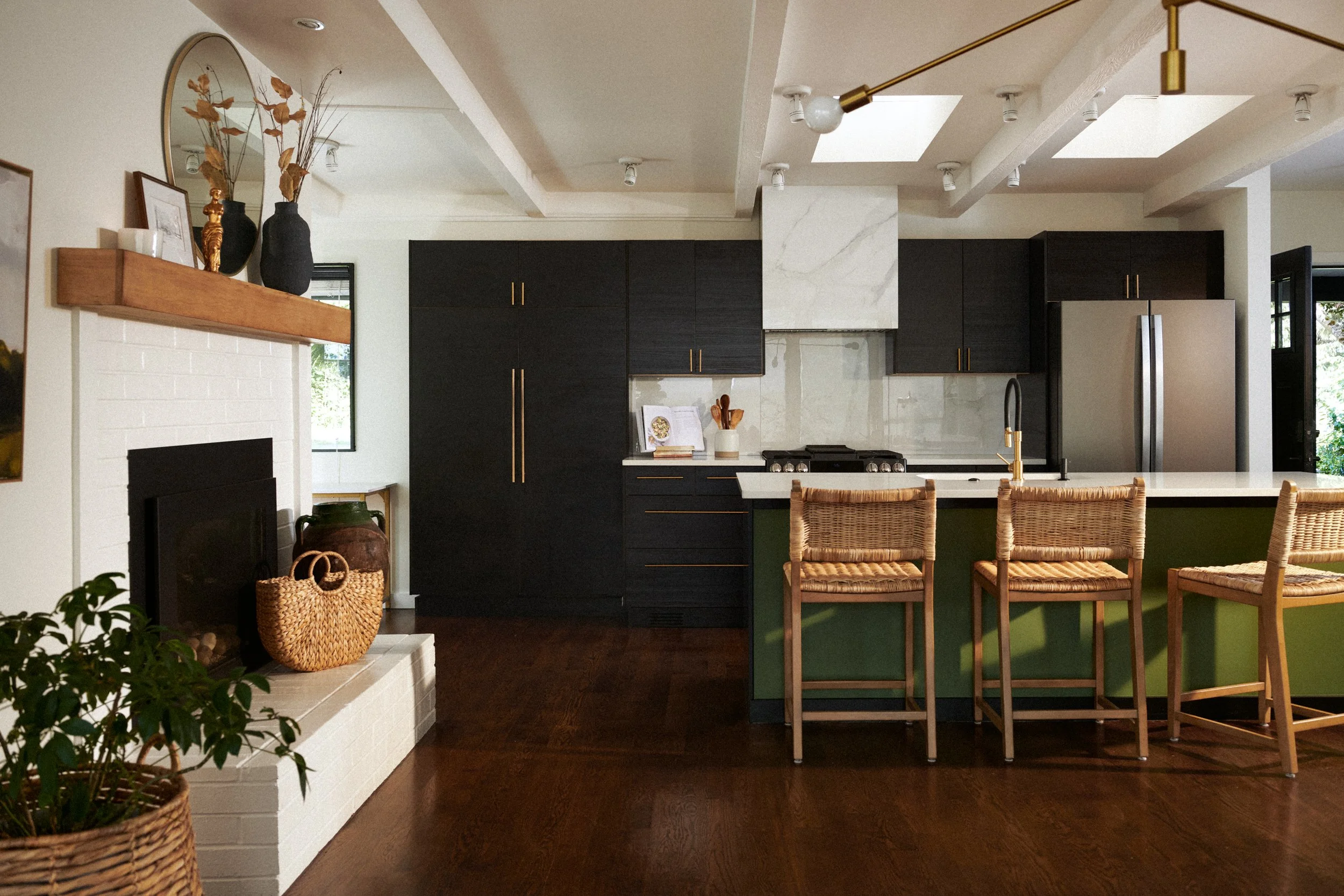 Kitchen_1_WEB.jpg