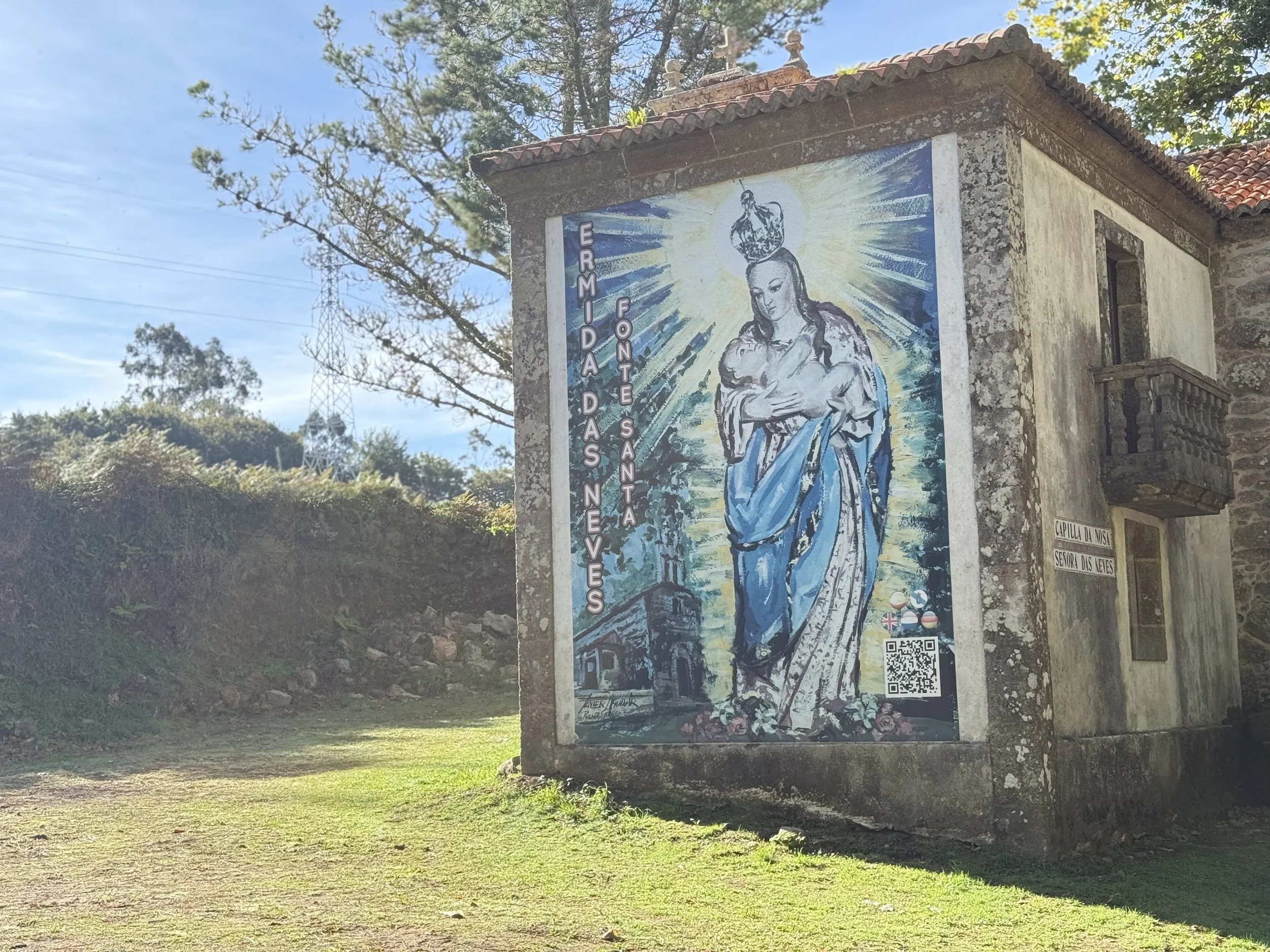 Ermida das neves fonte santa mural