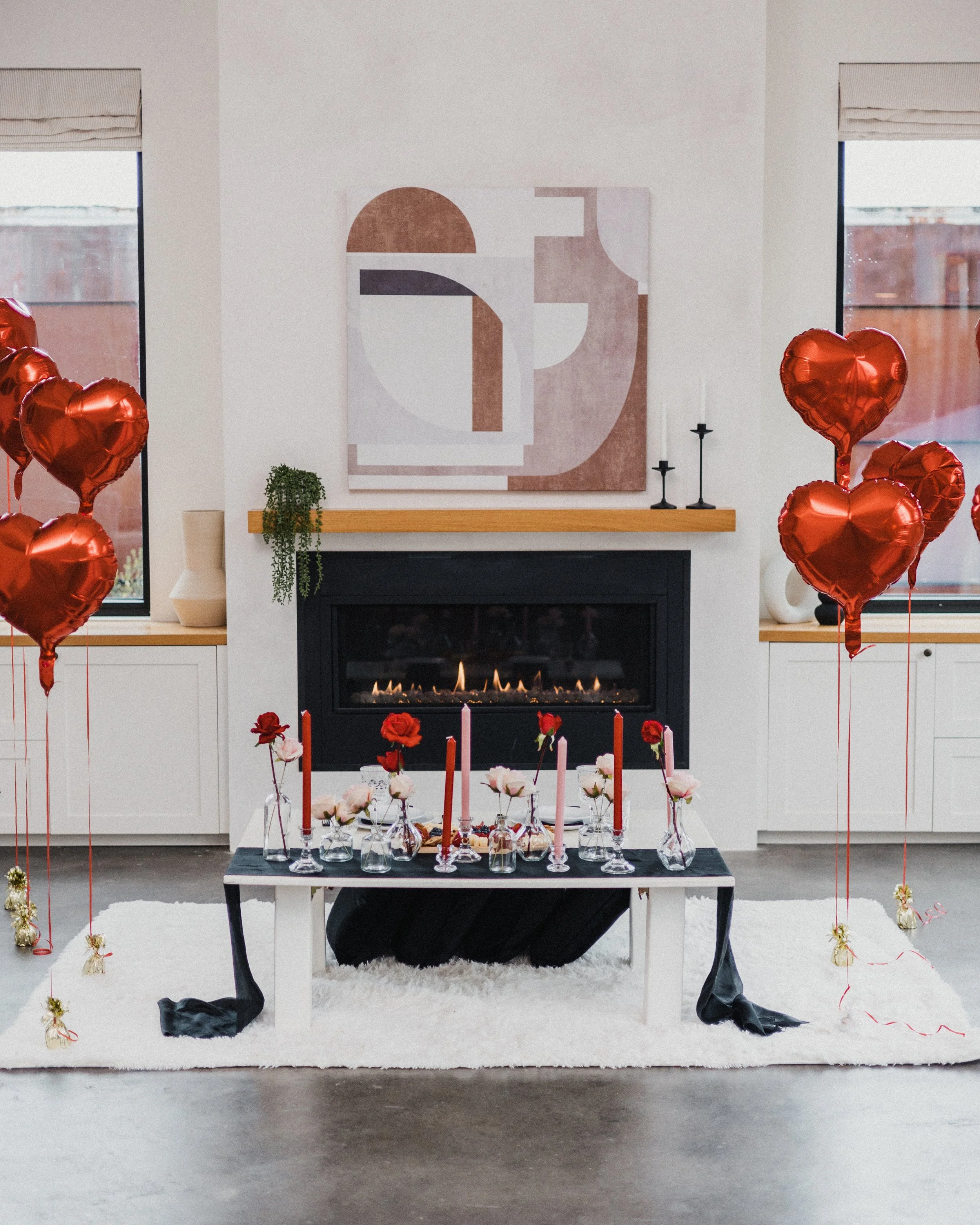 Romantic proposal picnic in Dallas styled by Wanderlust Picnics