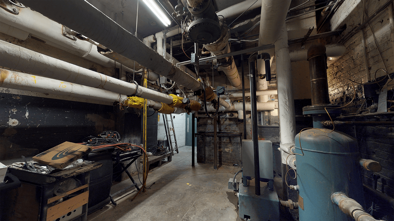 Virtual tour of mechanical room at classic hotel for readiness planning