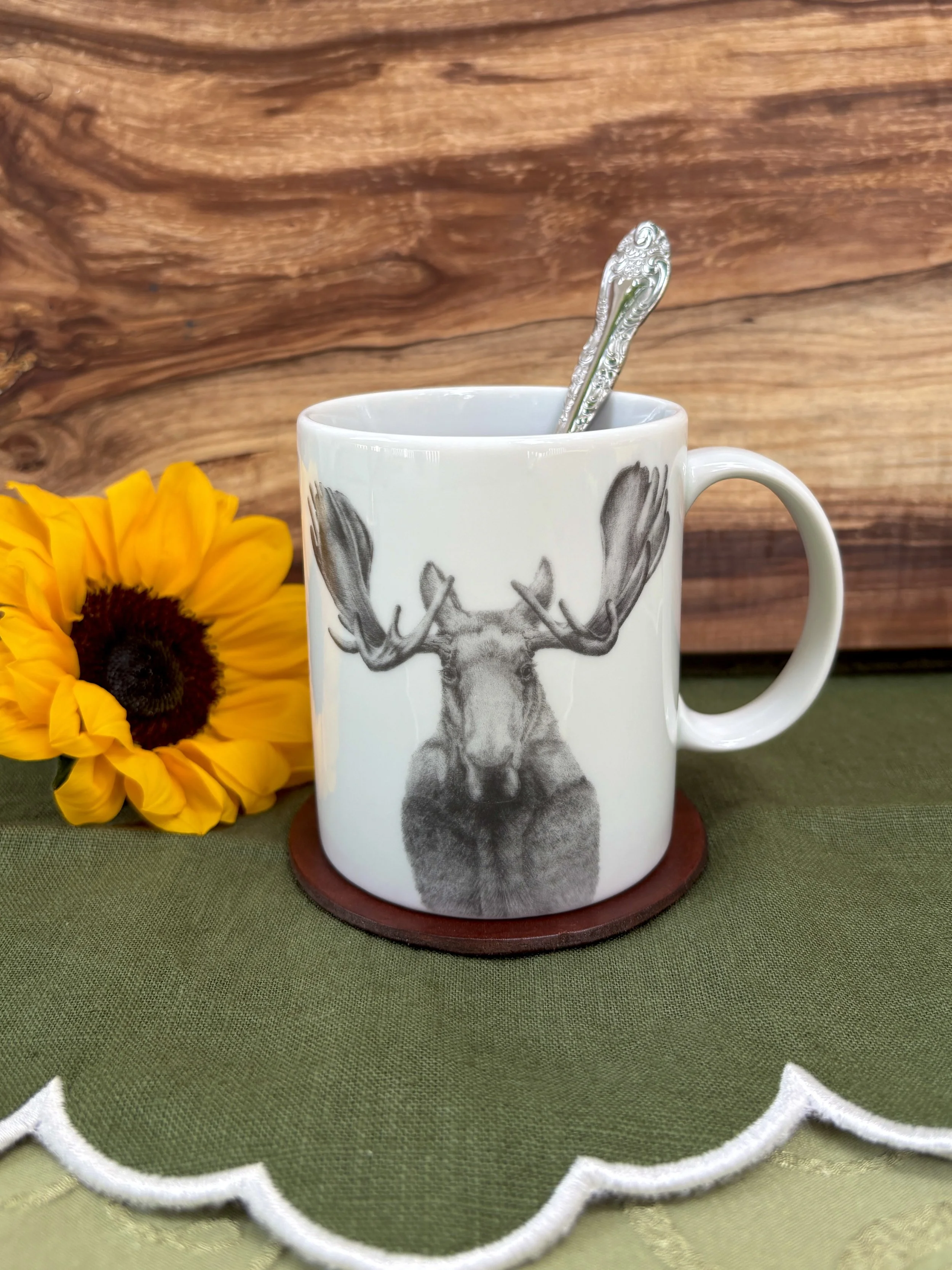 Mug Moose Table.jpg