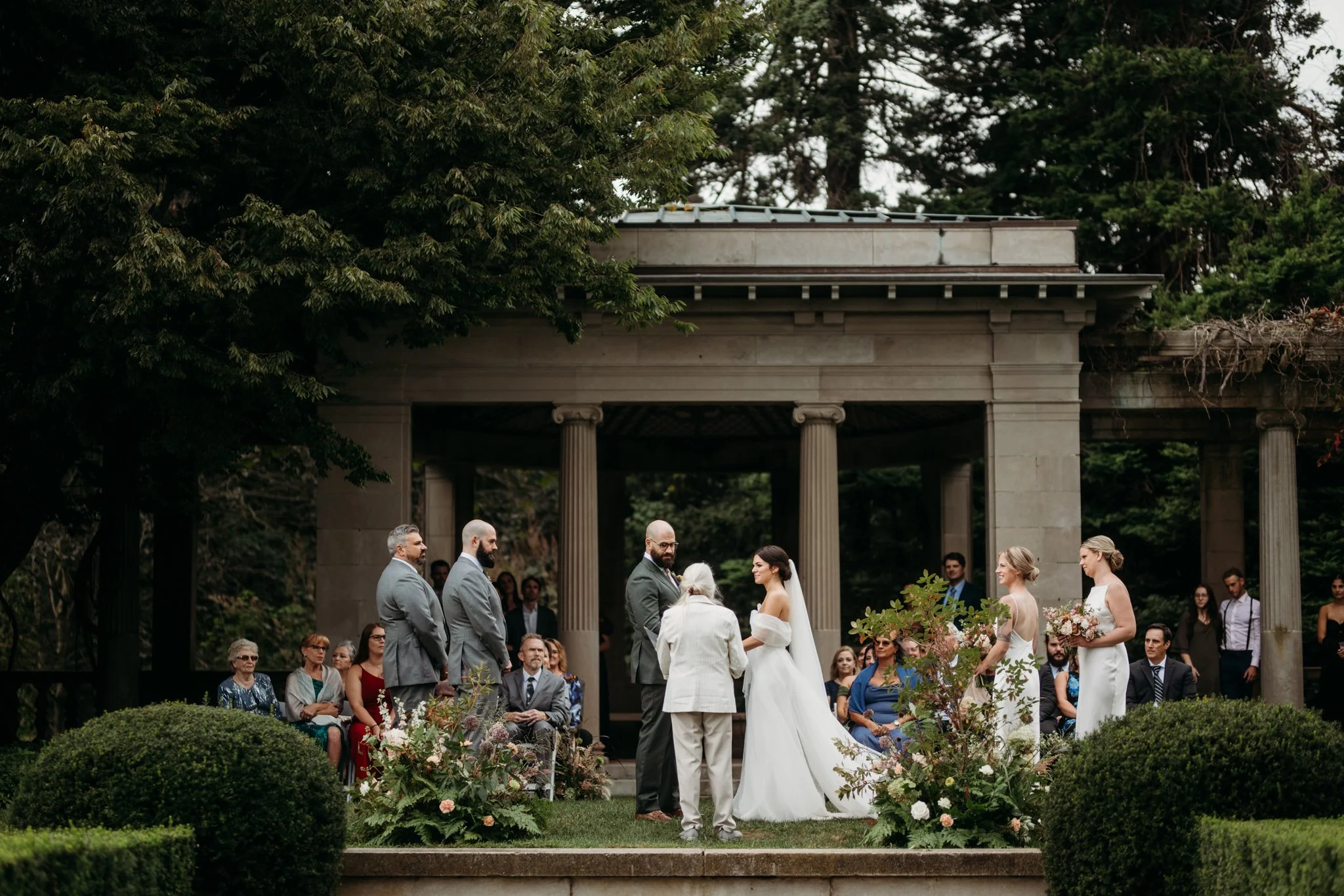 An Elegant Garden Estate Wedding at Eolia Mansion in Connecticut