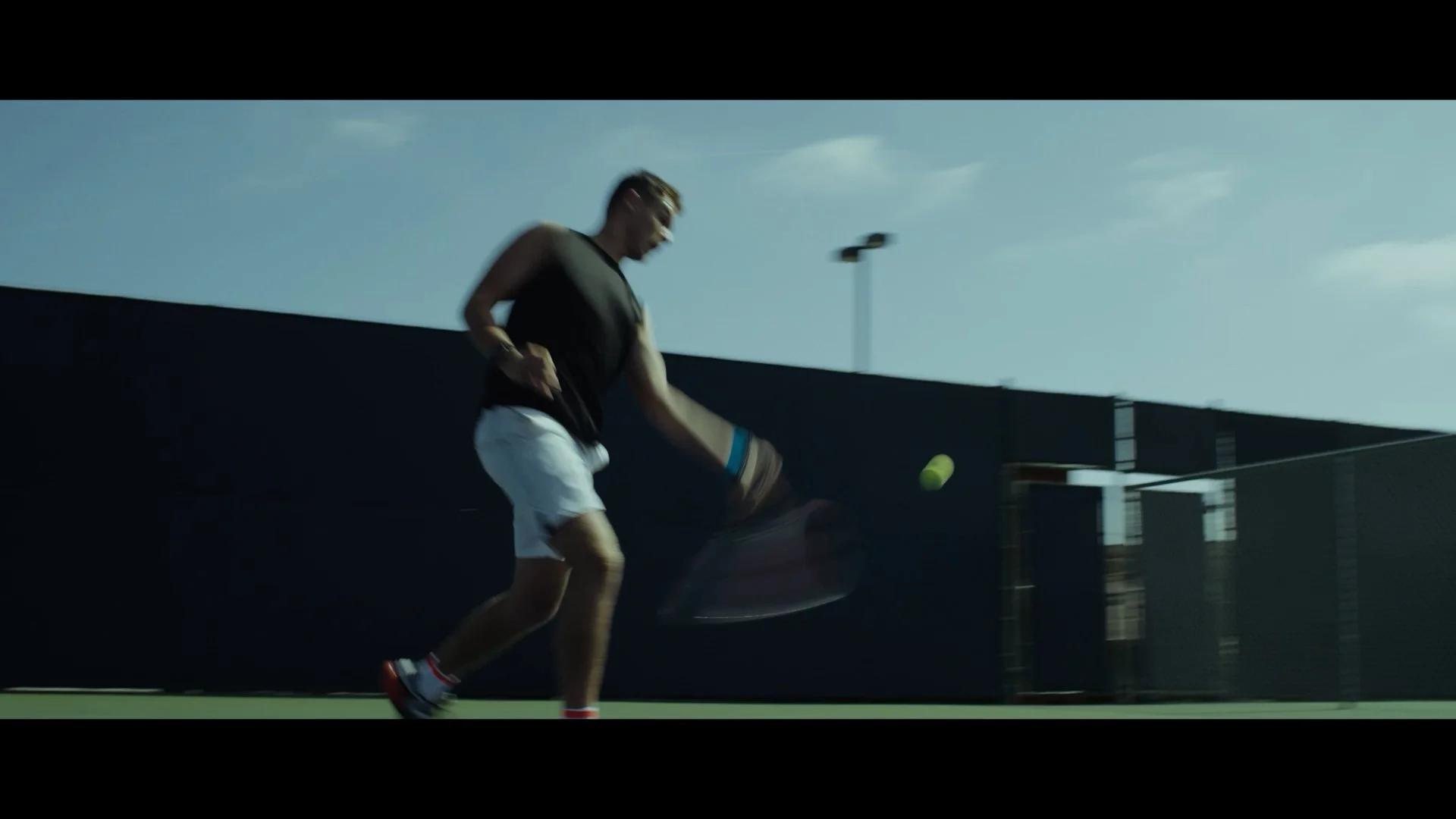 usta_(director's_cut)_v1.mp4.00_00_08_02.Still005.jpg