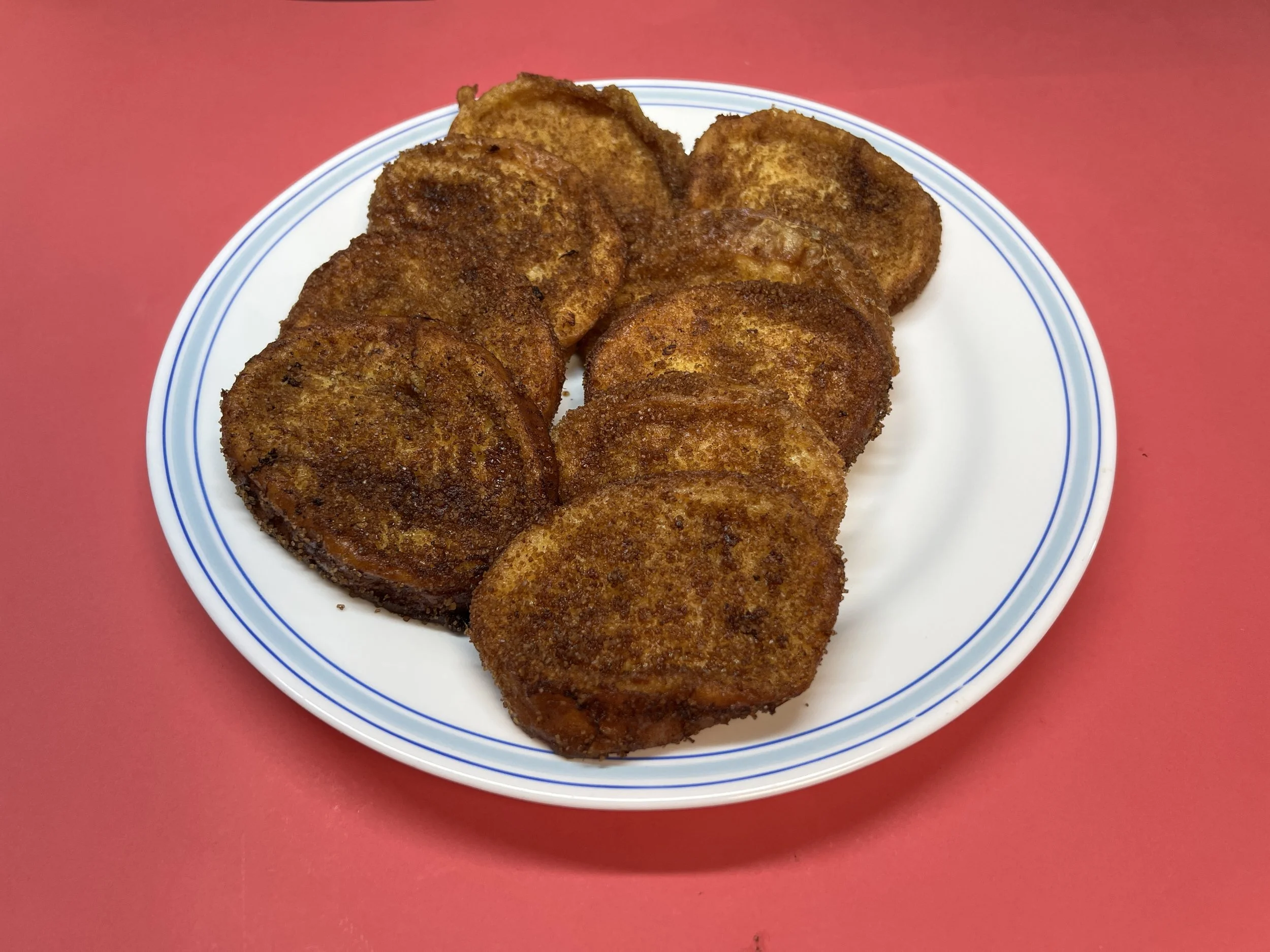 Torrijas de anís con azúcar moreno