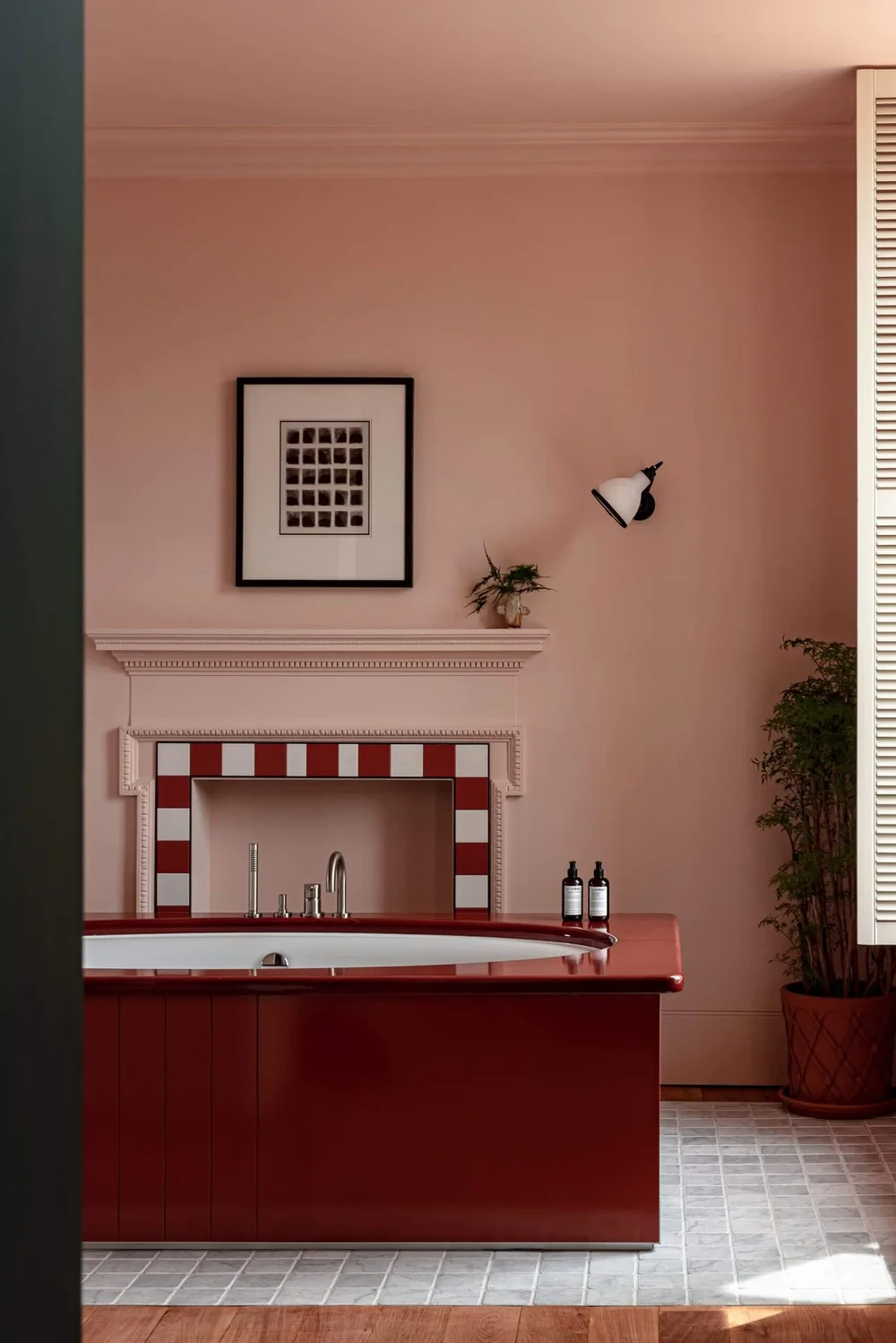 What Colours Go With Red Accents [Walls + Furniture] ??? Helen K Lloyd