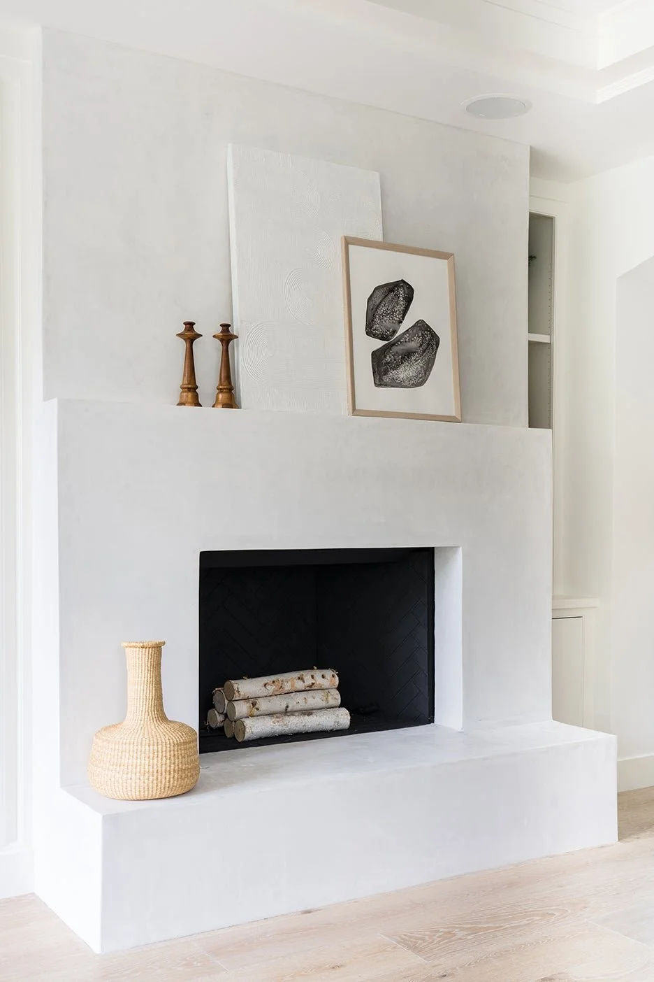 5 Modern Chimney Breast Ideas Without Fireplace — Helen K Lloyd