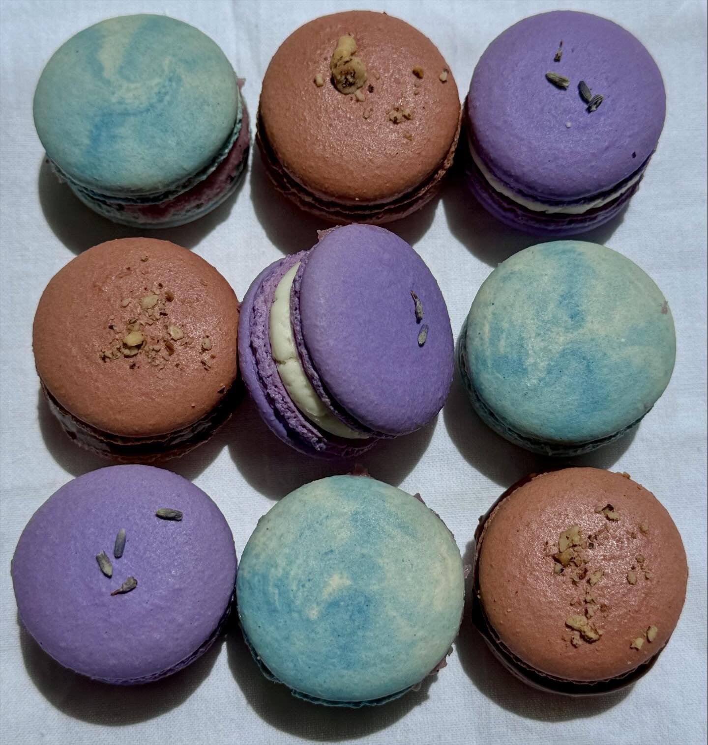 We have new macaron flavors! Come into Fairmount to try our Chocolate Hazelnut, Lavender, and Blueberry Cheesecake macarons.

#ontherise #artisan #bread #artisanbread #cleveland #bakery #clevelandbakery #pastries #bbga #eatlocalohio #clefood #eatloca