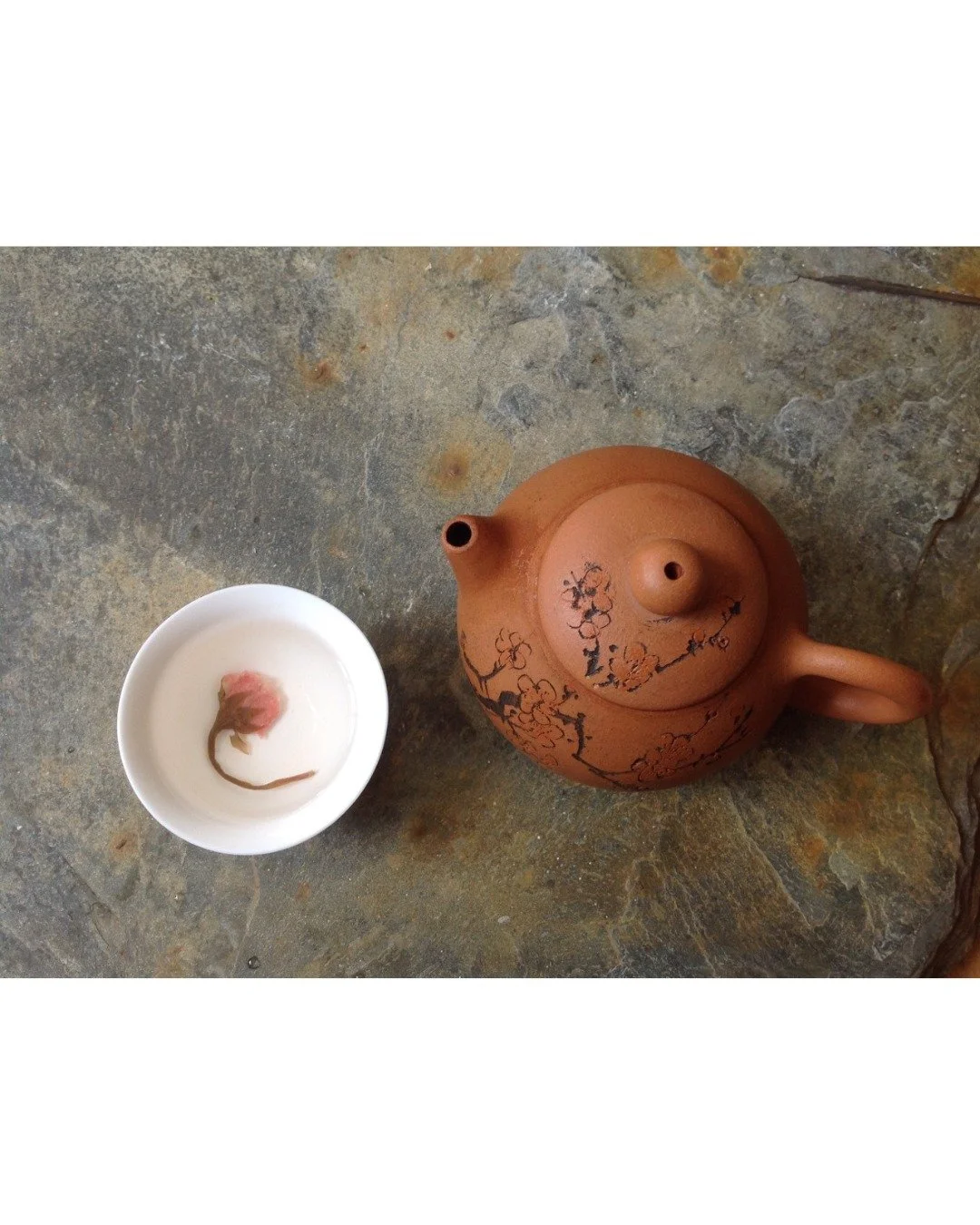 Next Tuesday 24th March, James Thirlwall from tinyteahouse will be returning to Irving Gallery to serve guests the classic teas of Japan. Book today to take a seat at the tea table, to share a relaxed tea gathering of fine teas and fine ceramics agai