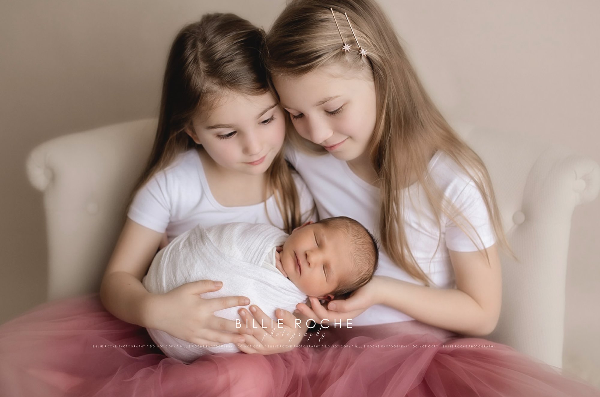 Sibling love {Houston Texas Newborn Photographer} (Copy)