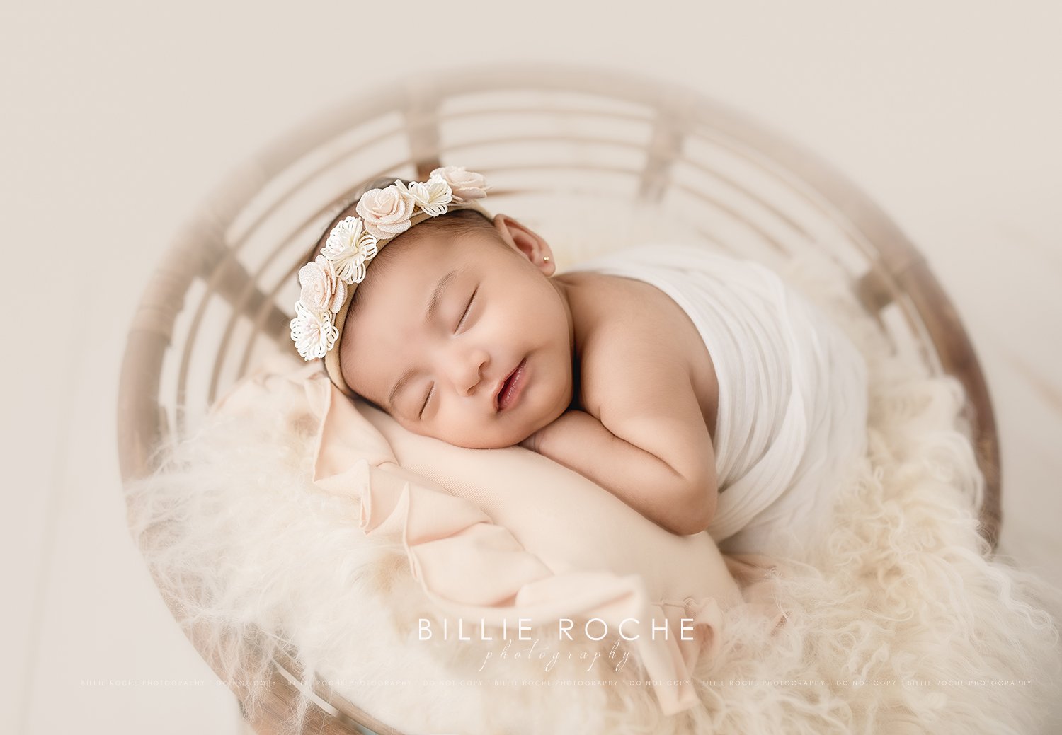 Introducing Baby Isla {Houston Texas Newborn Photographer