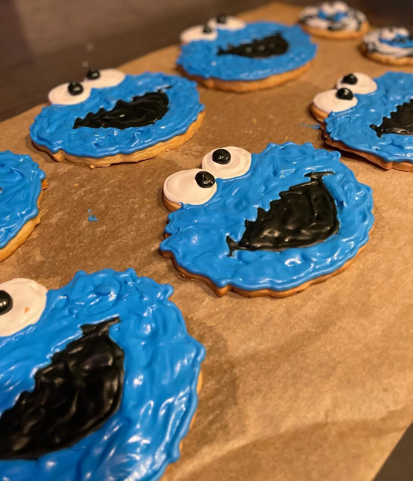 When your nephew asks for Cookie Monster cookies&hellip;. You make Cookie Monster cookies, duh! #coooookie #homebaker #yummm #royalicingcookie