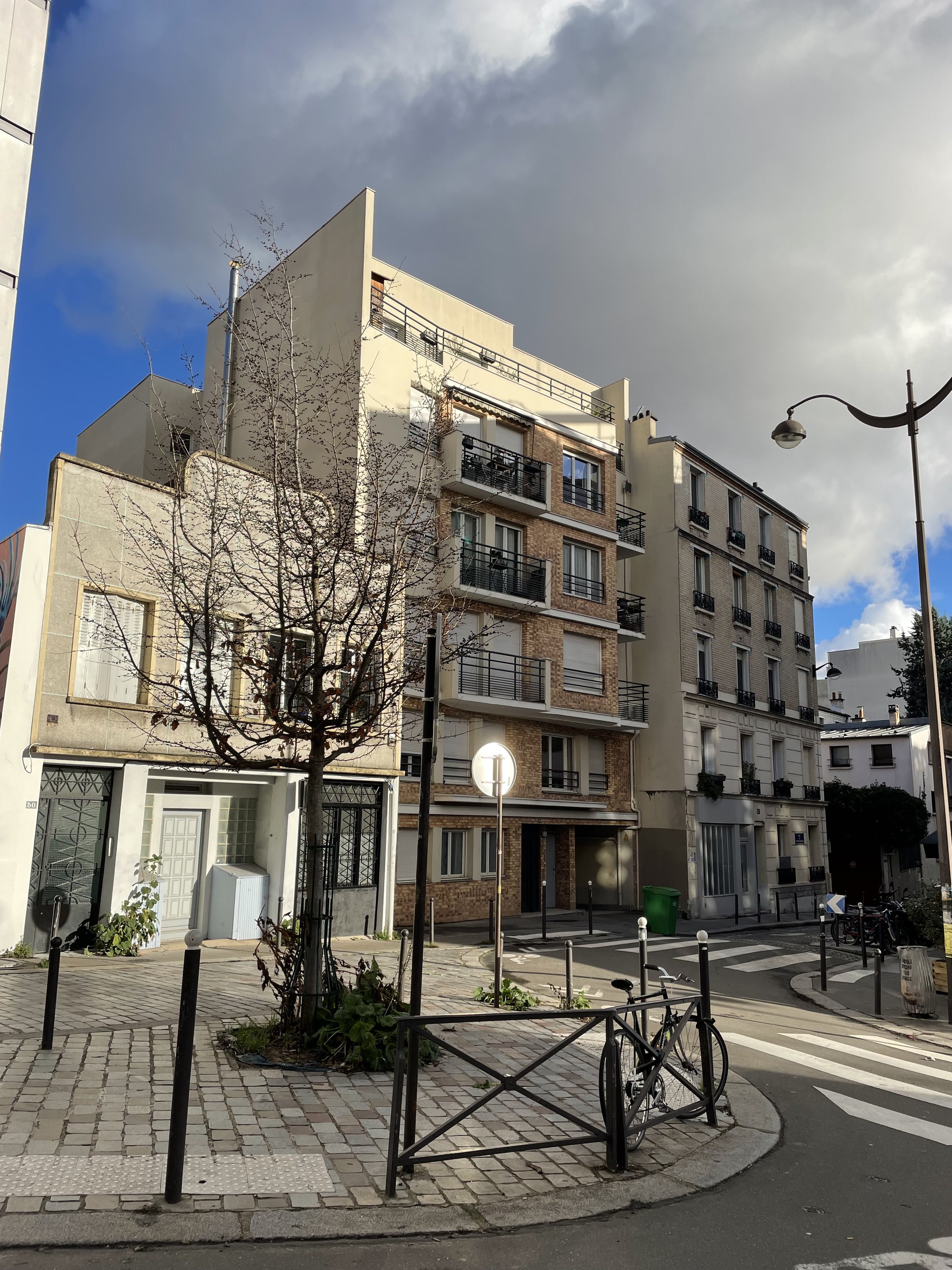 L'IMMEUBLE DANS SON ENVIRONNEMENT
