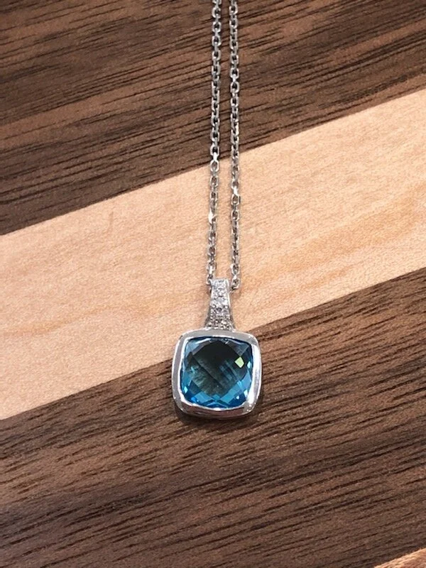 Bezel Set Blue Topaz
