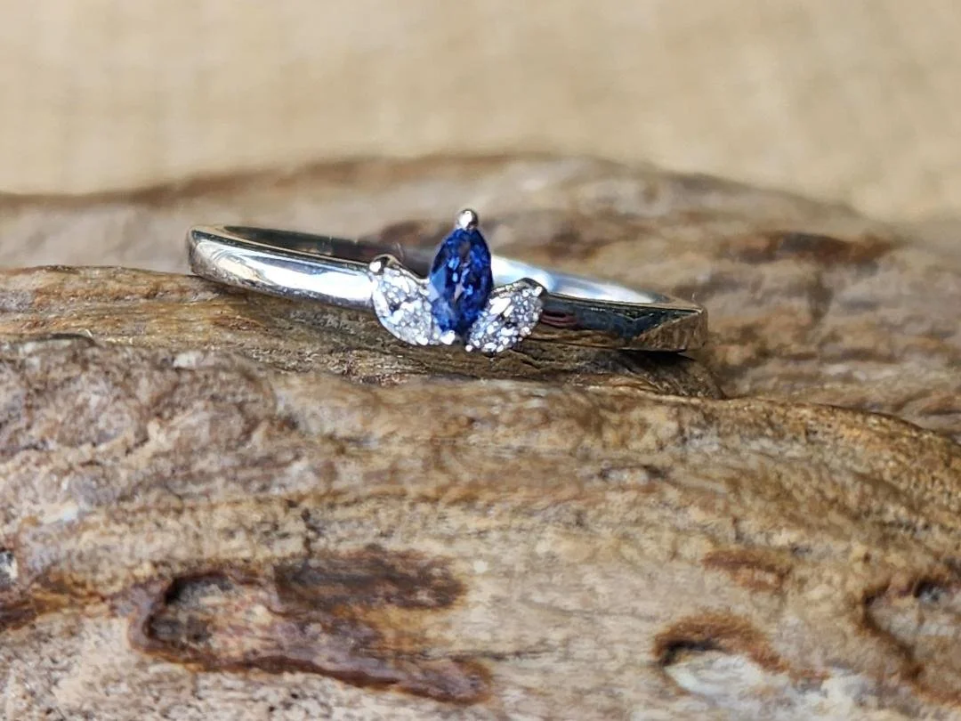 Yogo Sapphire and Diamond Ring