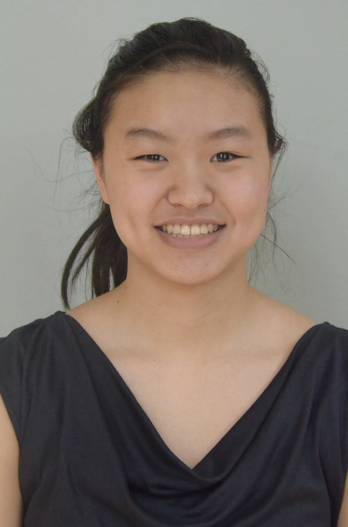 Sr. D.:  Melissa Zhu, Piano; Second Prize, Musical Achievement Award of $750 (Co-Winner)