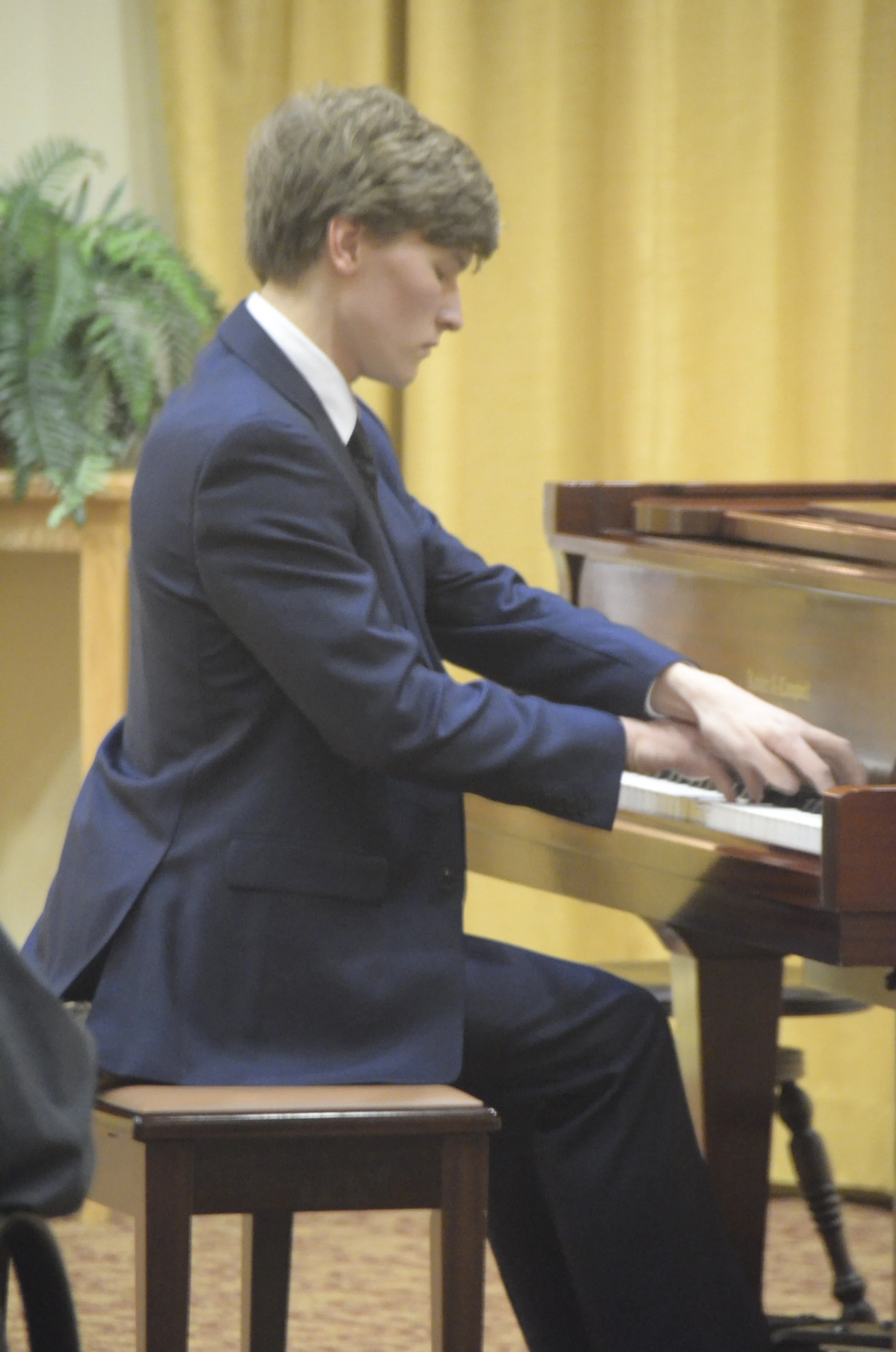 Bryce Cuthrielle, Piano