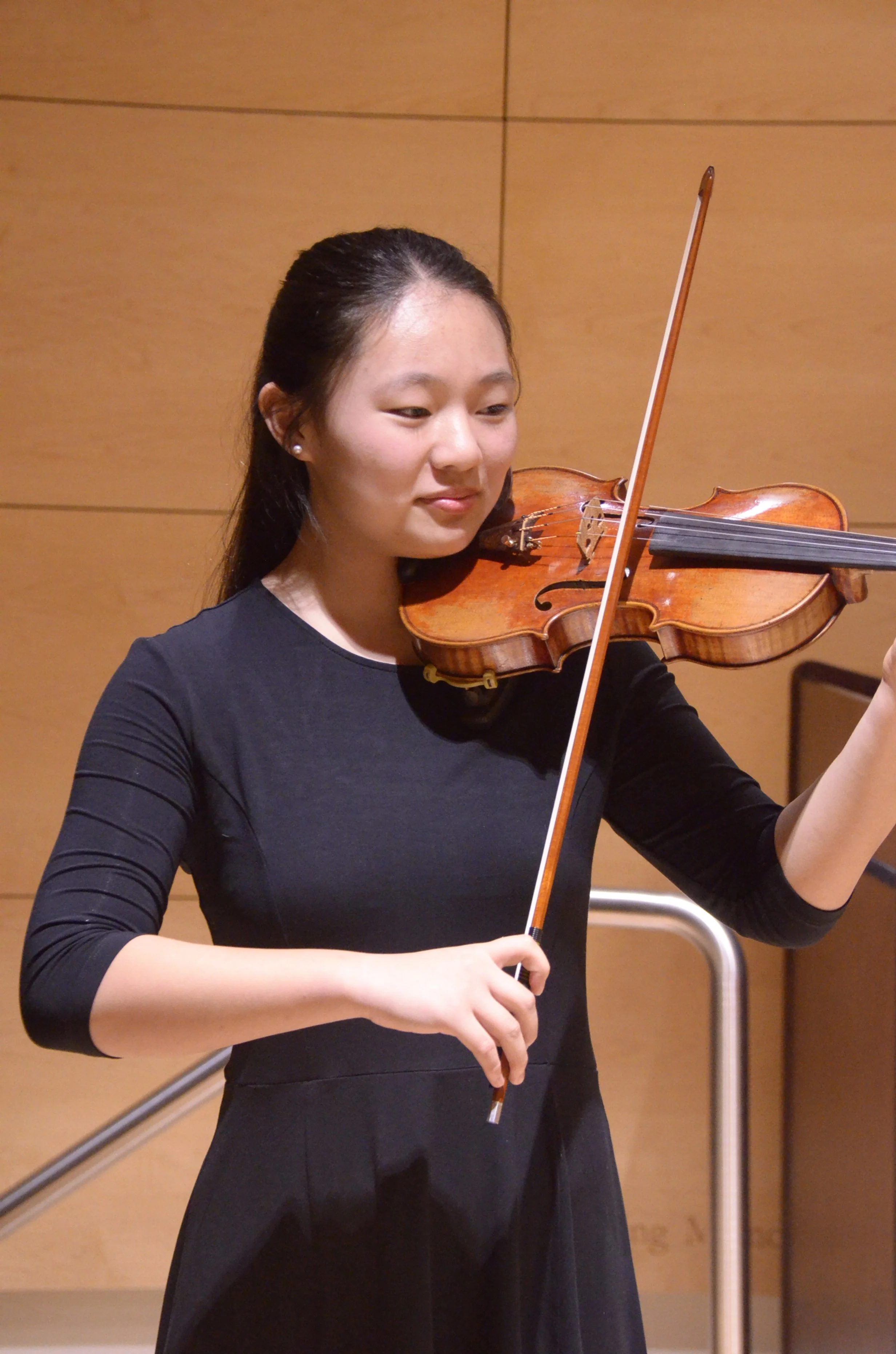 Jr. D.:  Yunseo Chung, Violin; Honorable Mention and Encouragement Award of $200