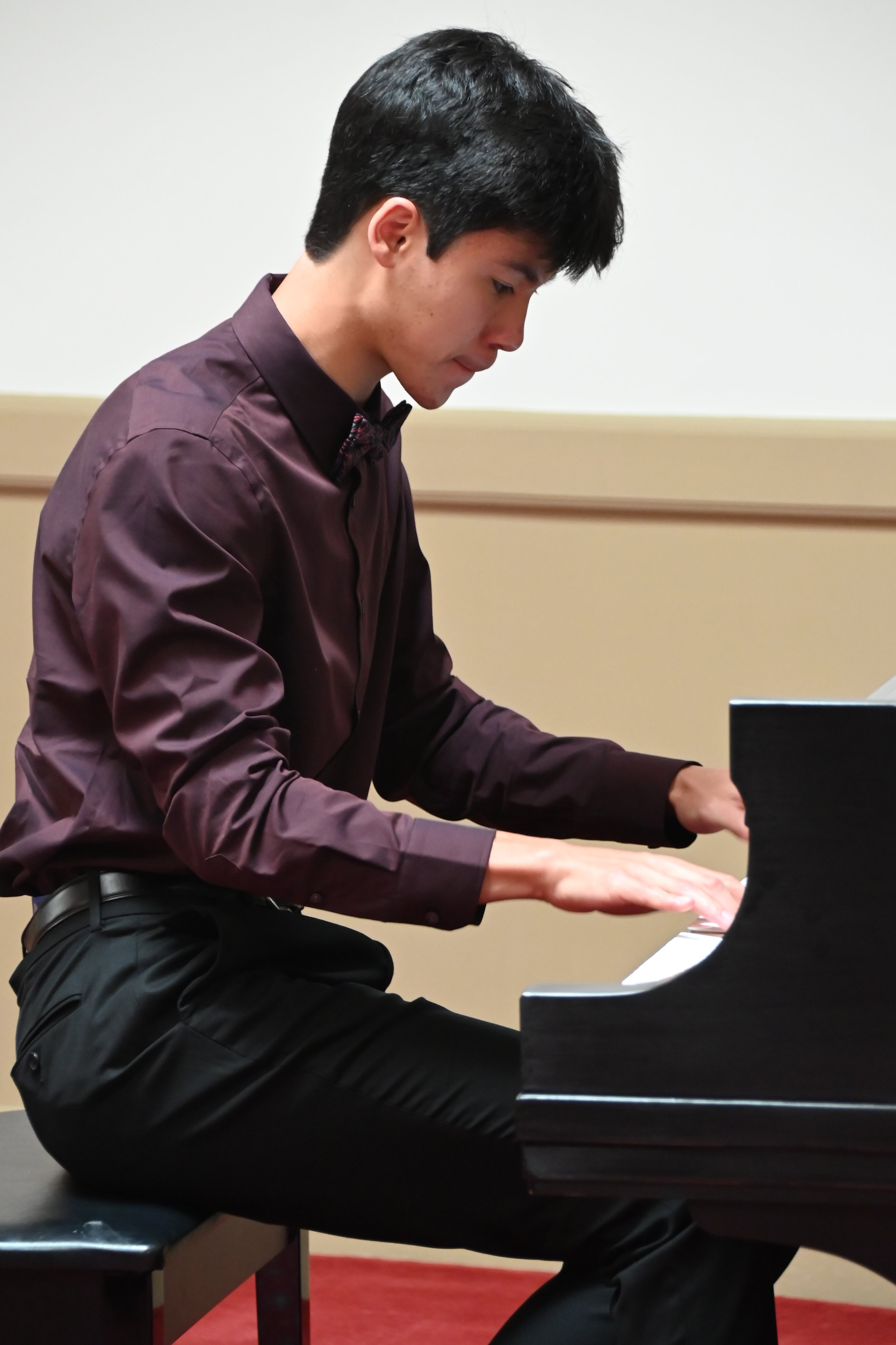 Sr. D.:  Alan Schuster, Piano:  Honorable Mention and Musical Encouragement Award of $400