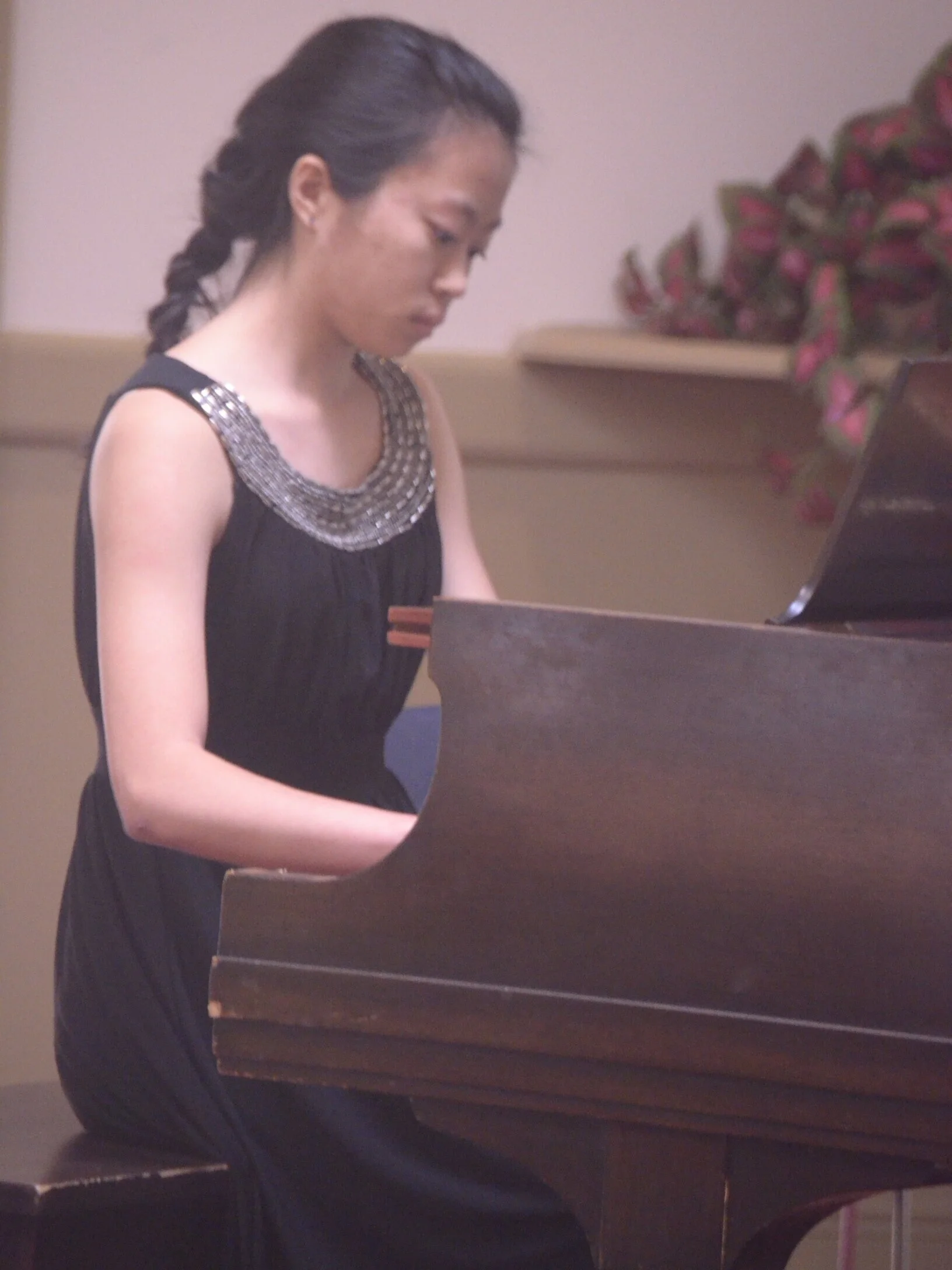 Sr. D.:  Claire Du, piano; Honorable Mention and Encouragement Award of $300