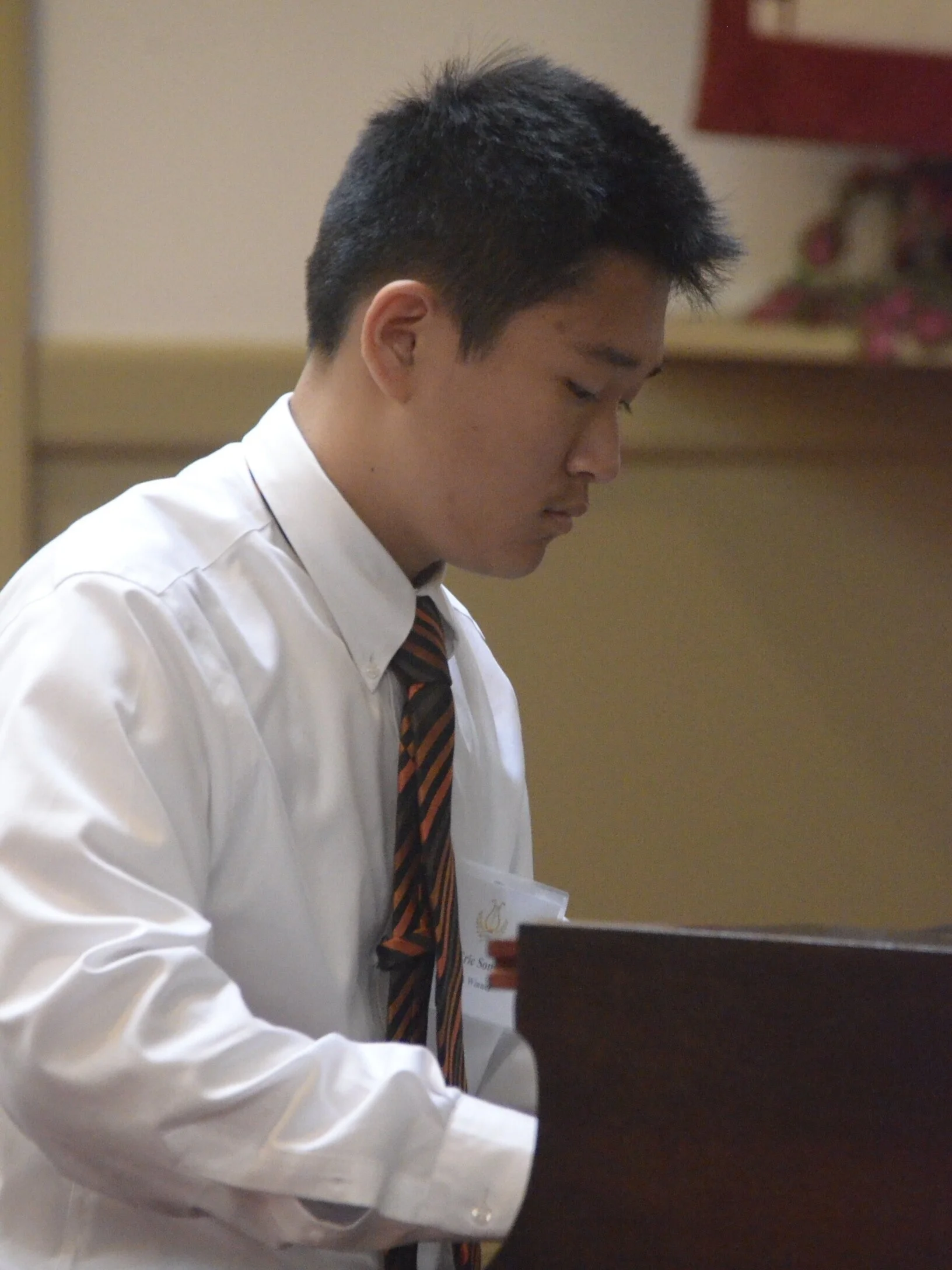 Sr. D.: Eric Song, piano; Second Prize, Achievement Award of $600