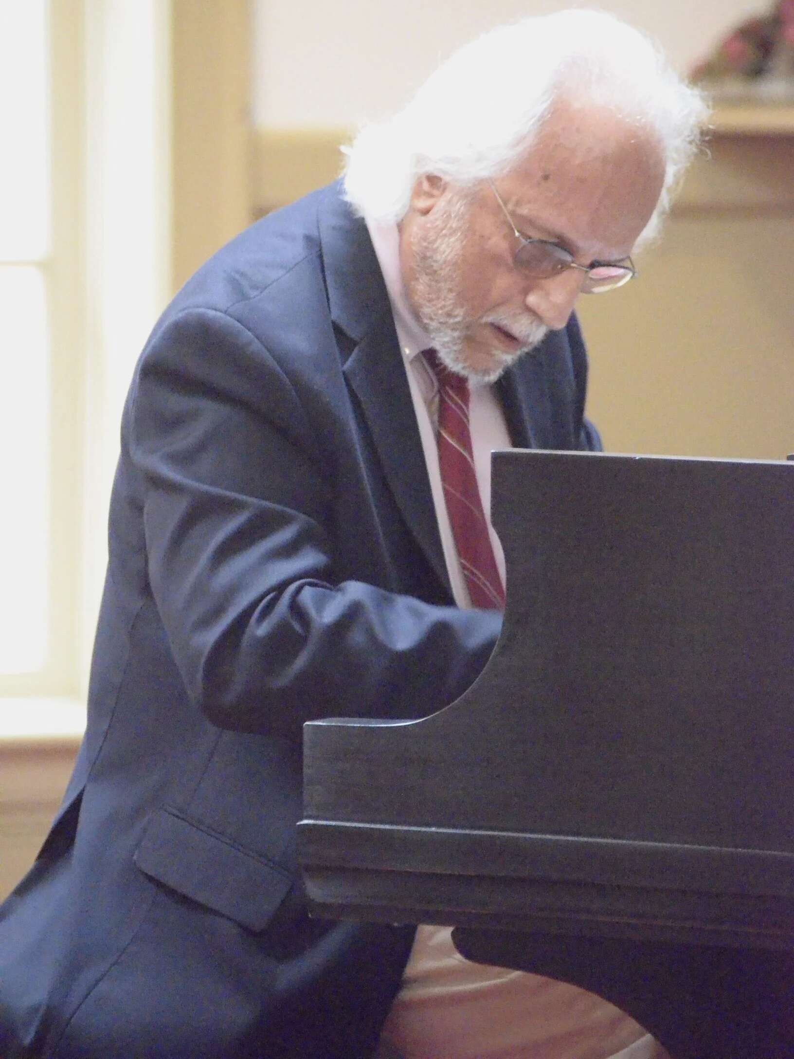 Jan 15th Musicale: WMC presents Chris Kypros, classical pianist and educator