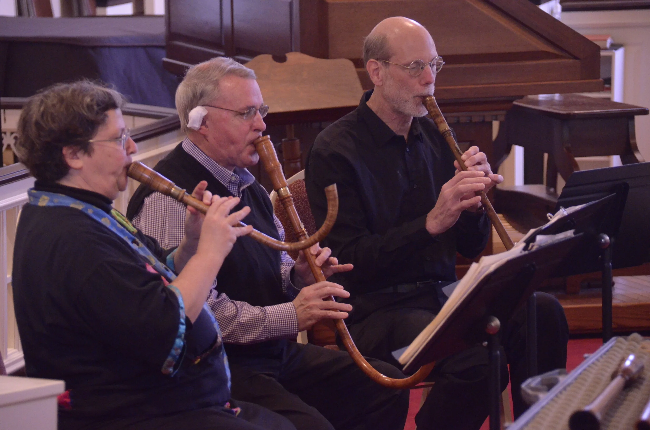 The trio plays variations of the cromorne and dulzian instruments