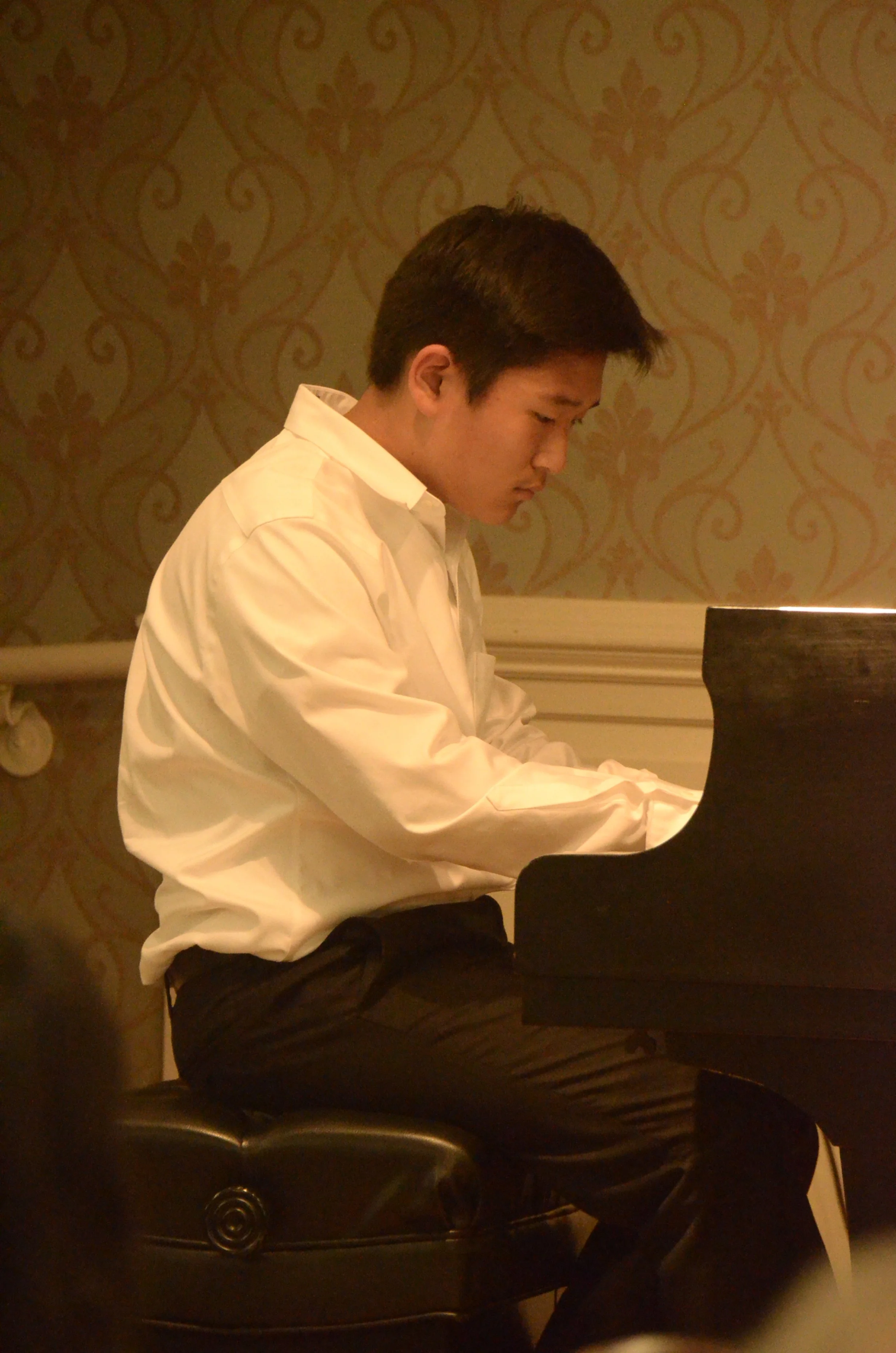 Eric Song, Violin