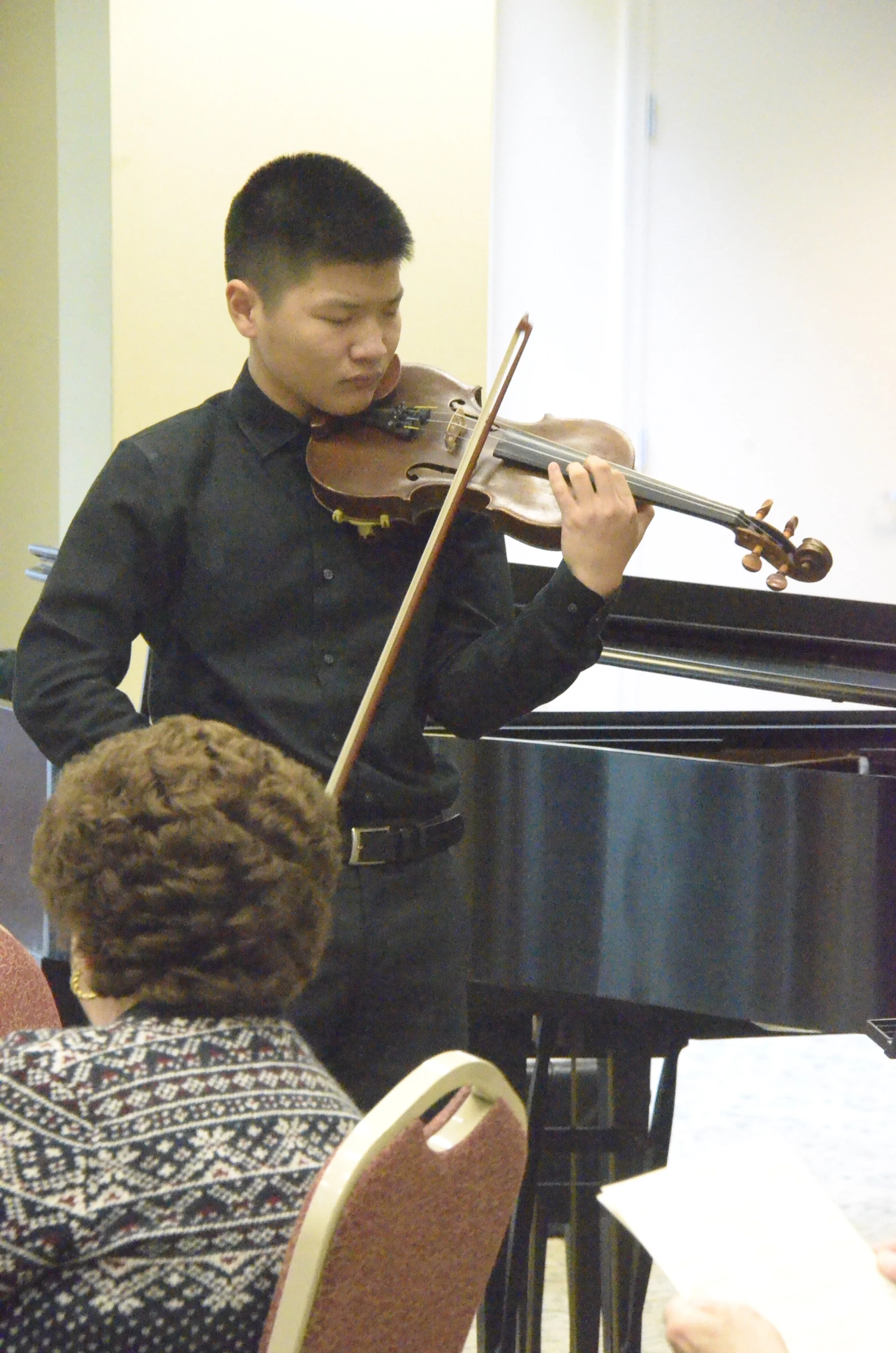 Caleb Song, Violin