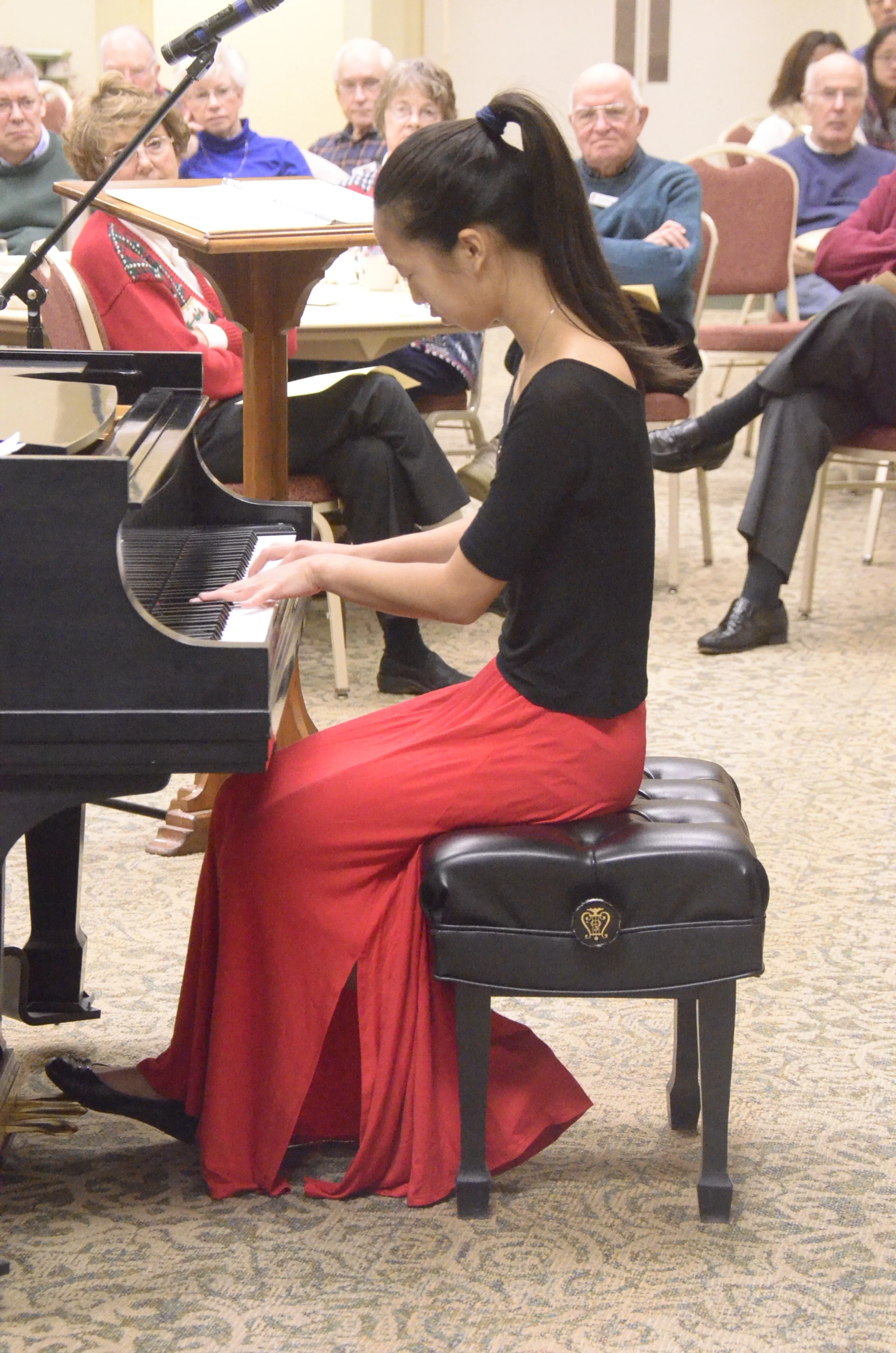 Anna Zhang, Piano
