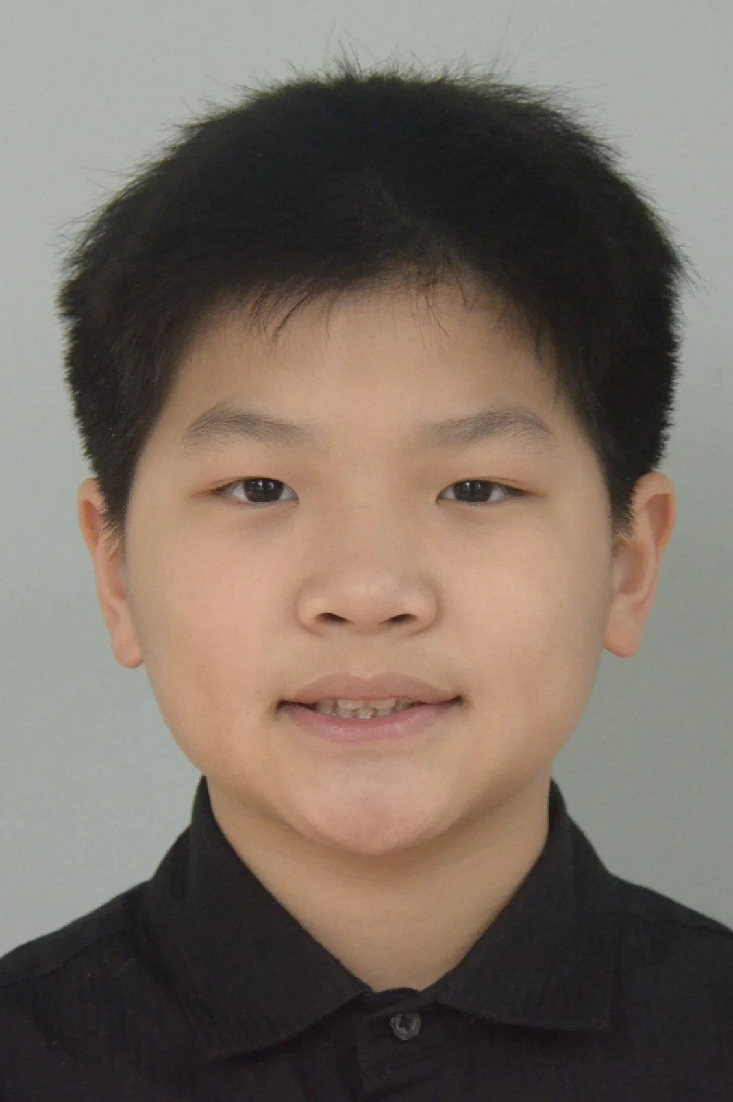 Jr. D.:  Caleb Song, Violin; Honorable Mention and Encouragement Award of $200