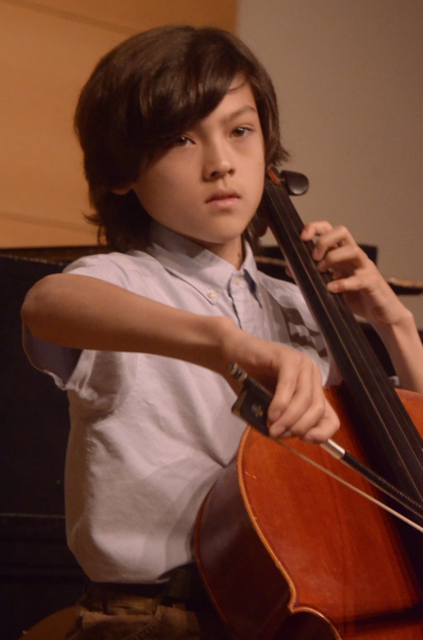 Jr. D.:  Edward Rickenbacker, Cello; Second Prize, Outstanding Performance Award of $500