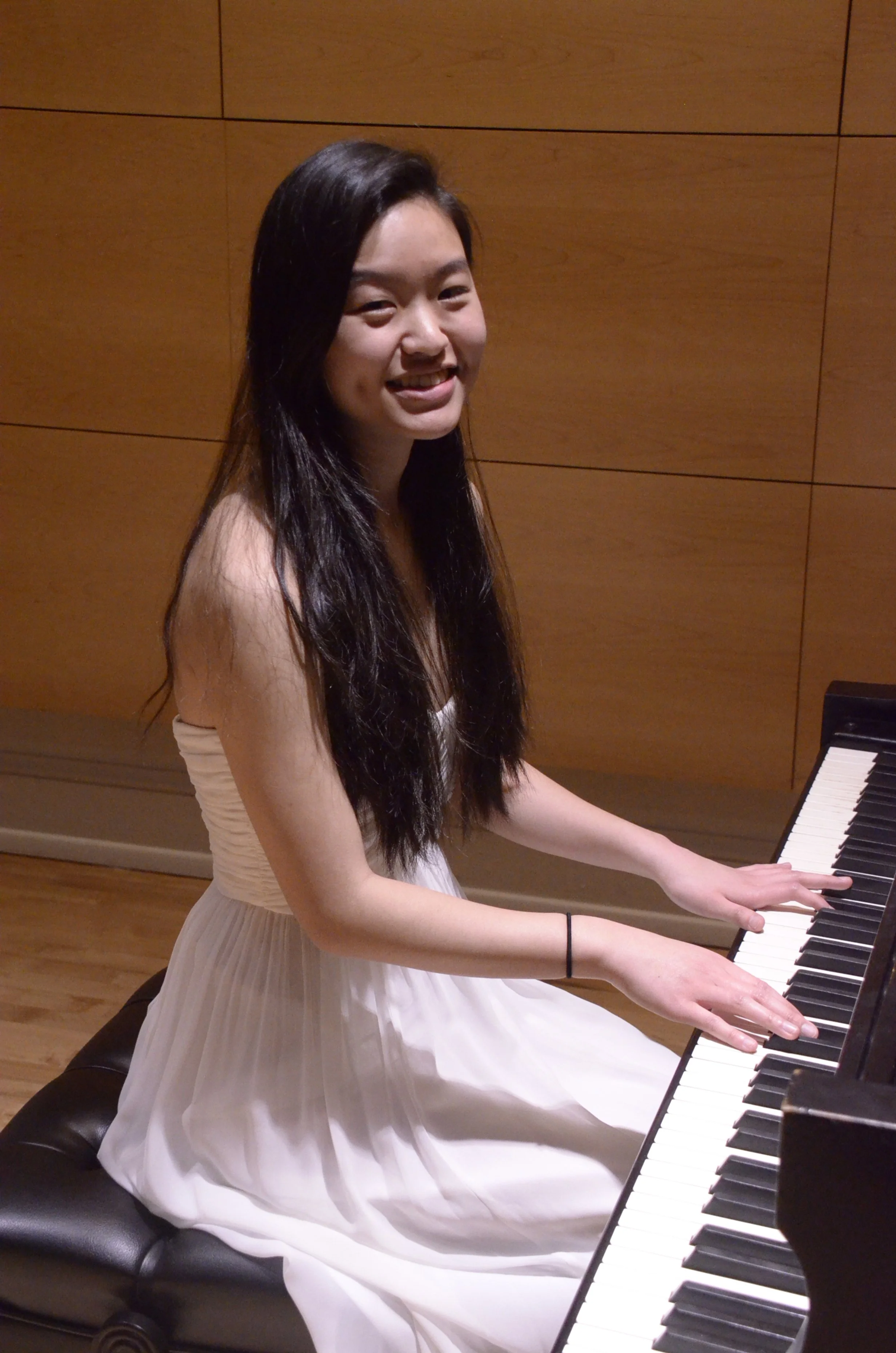 Sr. D.:  Melissa Zhu, Piano; Second Prize, Achievement Award of $750 (Co-Winner)