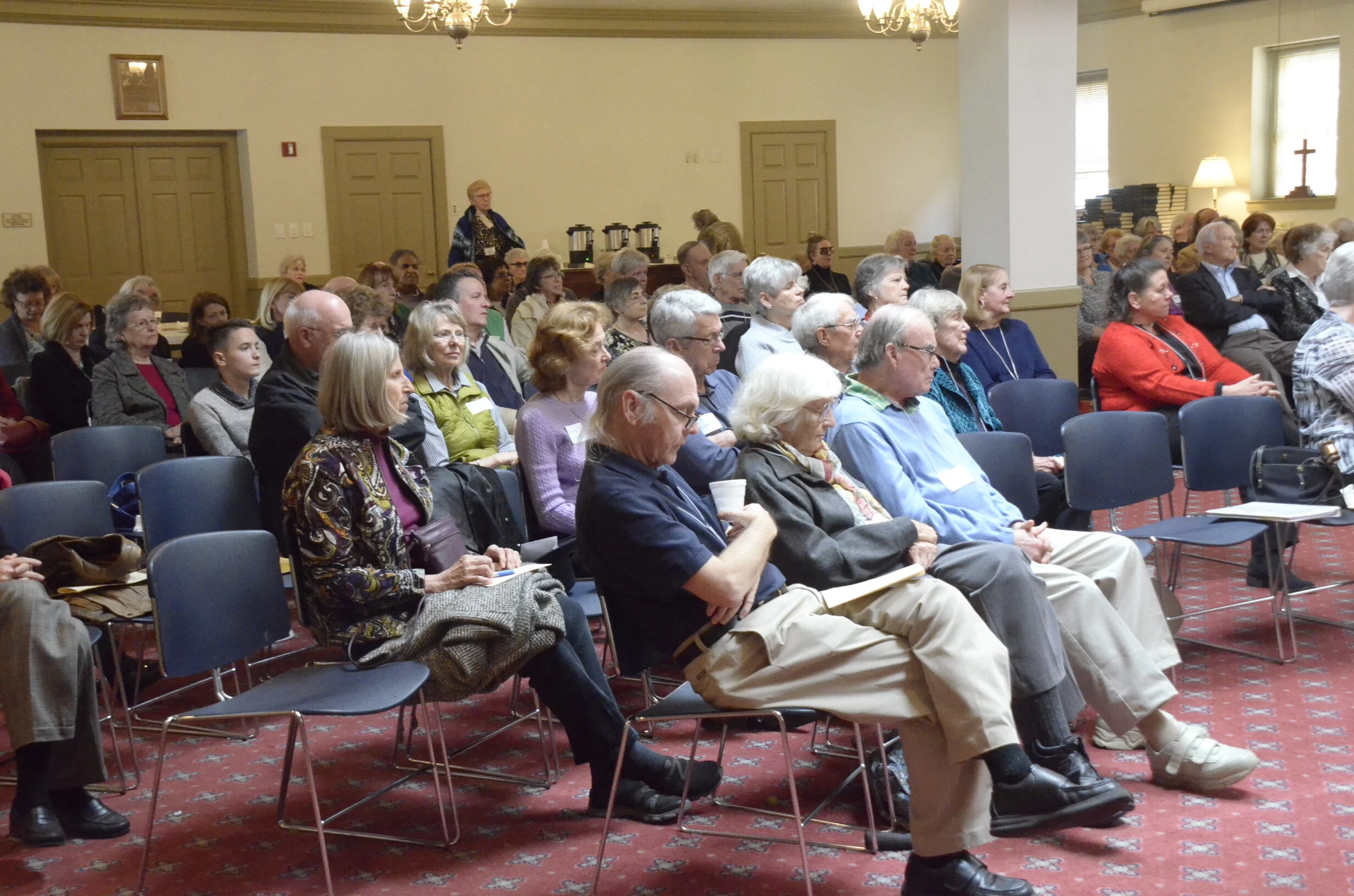 WMC members and guests enjoy the performance