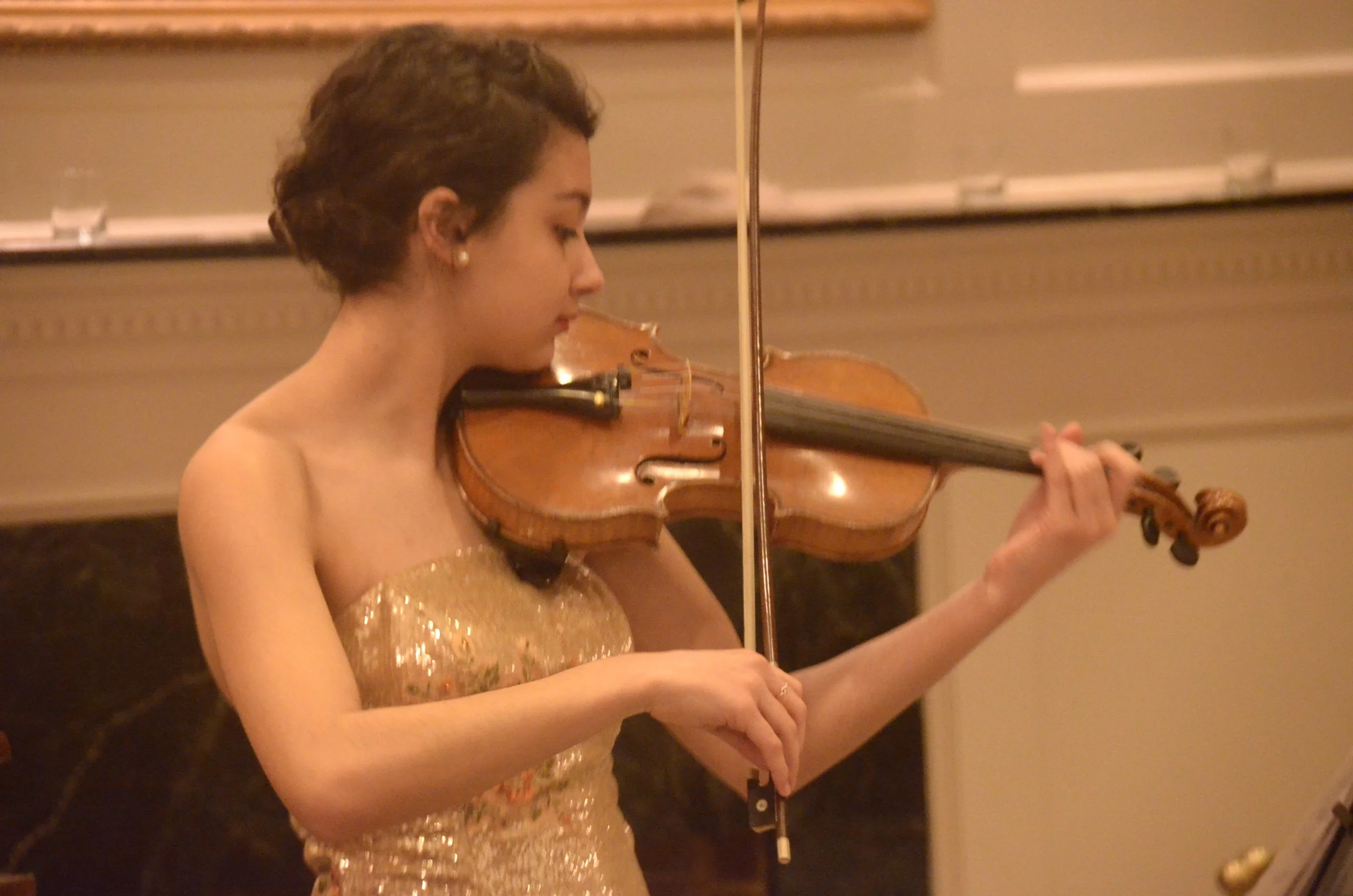 Sophie Leruth, Violin