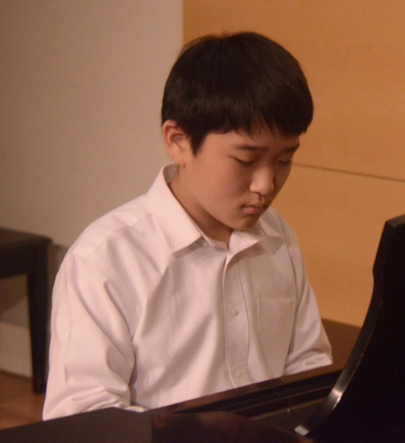 Jr. D.:  Eric Song,  Piano; Honorable Mention and Encouragement Award of $200