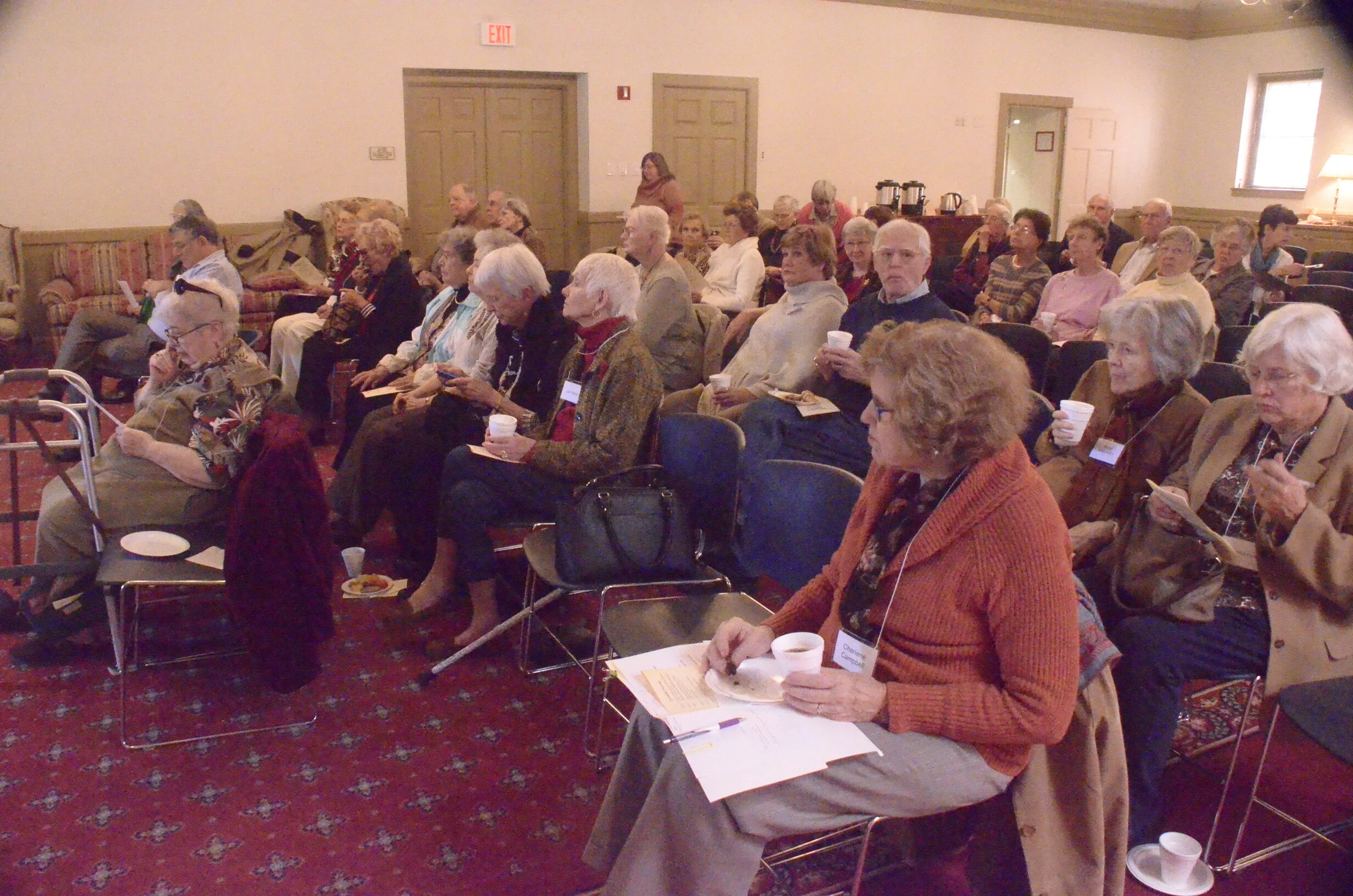 WMC members and guests enjoy the performance!