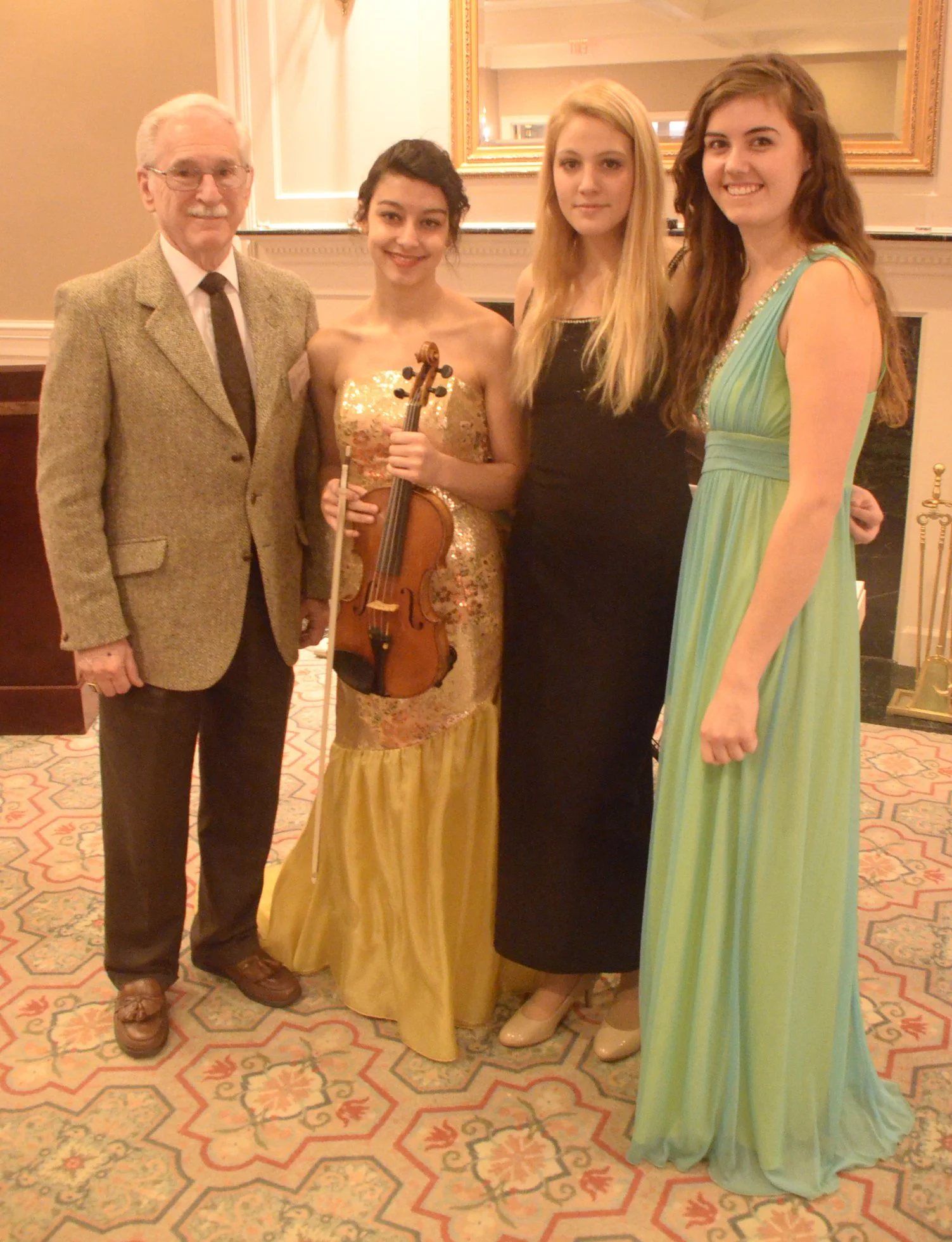 Carl Brown, MPC Program Chair; Sophie, Elizabeth, Carrie