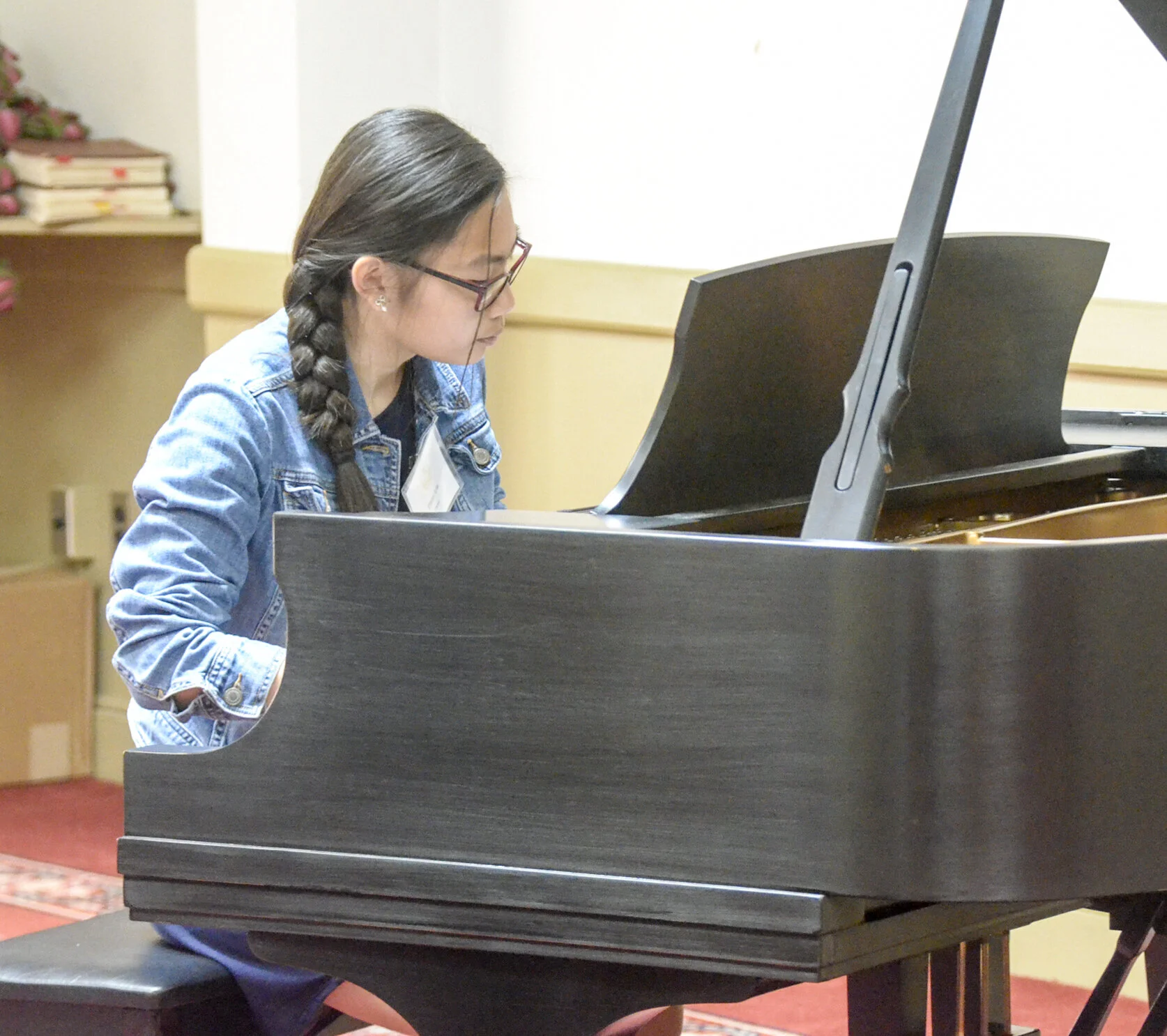 Jr. D.: Fiona Lin, piano; Second Prize, Musical Achievement Award of $500