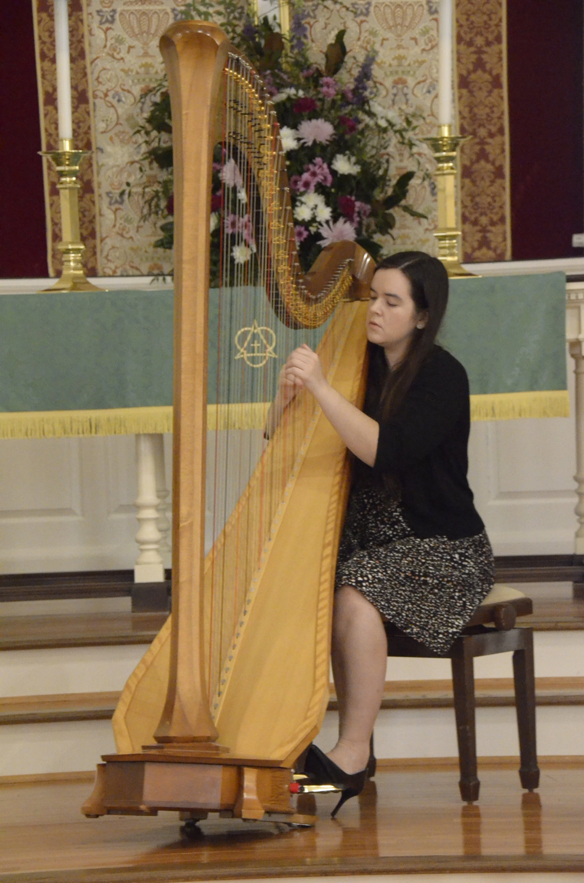Alexandra Mullins, Harp