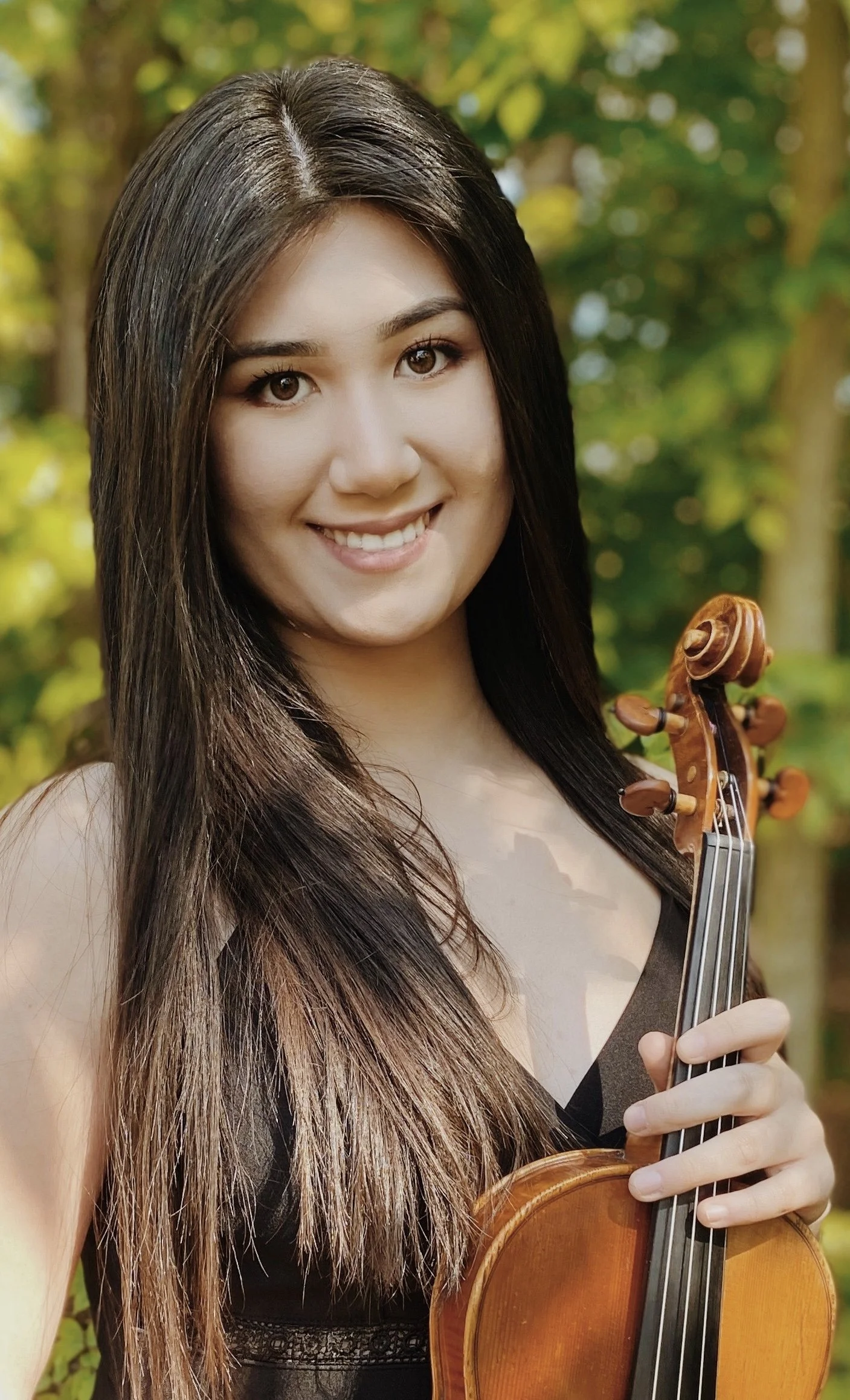 Senior Award, Kathy Exton Prize of $500:  Alisha Stafford, Violin