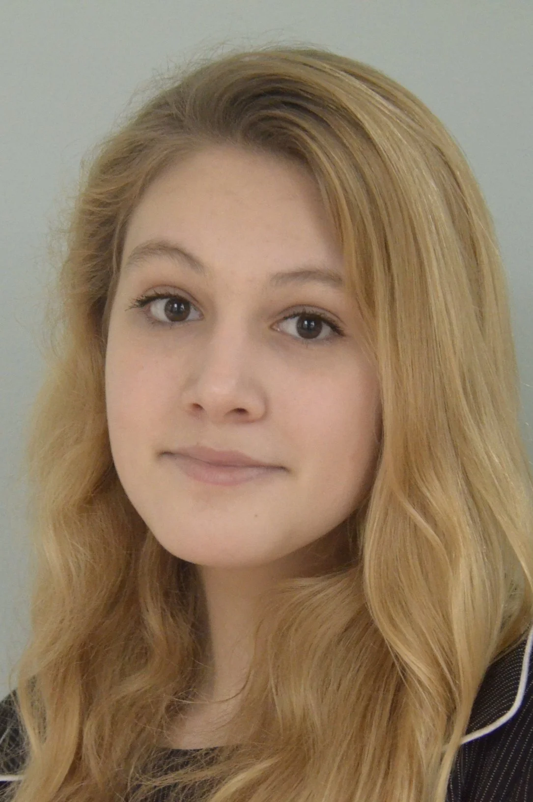 Jr. D.:  Elizabeth Gallant, Voice; Honorable Mention and Encouragement Award of $200