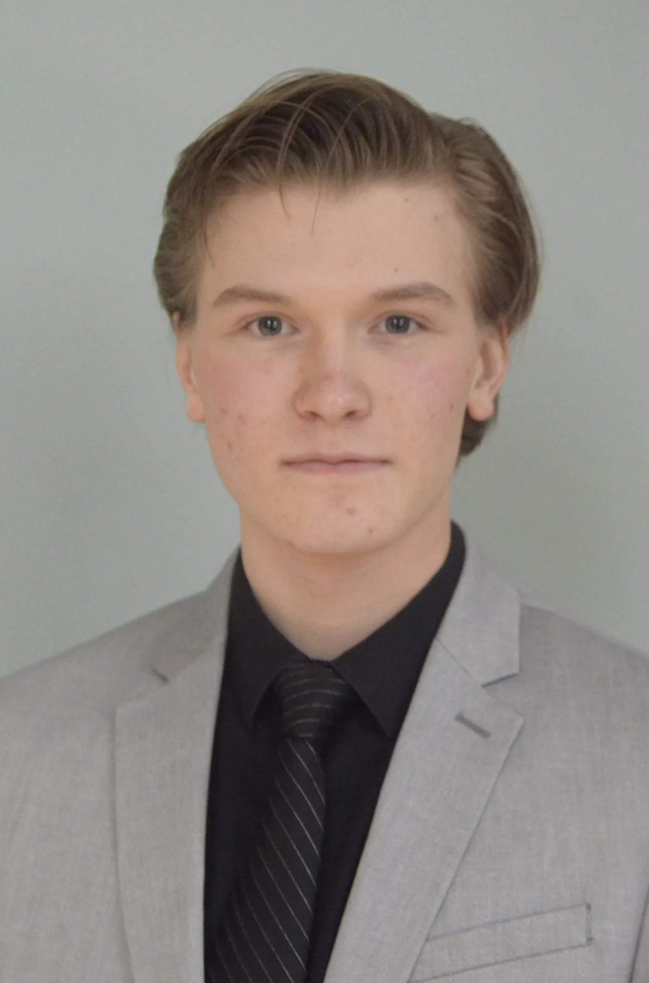 Sr. D.:  Bryce Cuthriell, Piano; Honorable Mention and Encouragement Award of $300