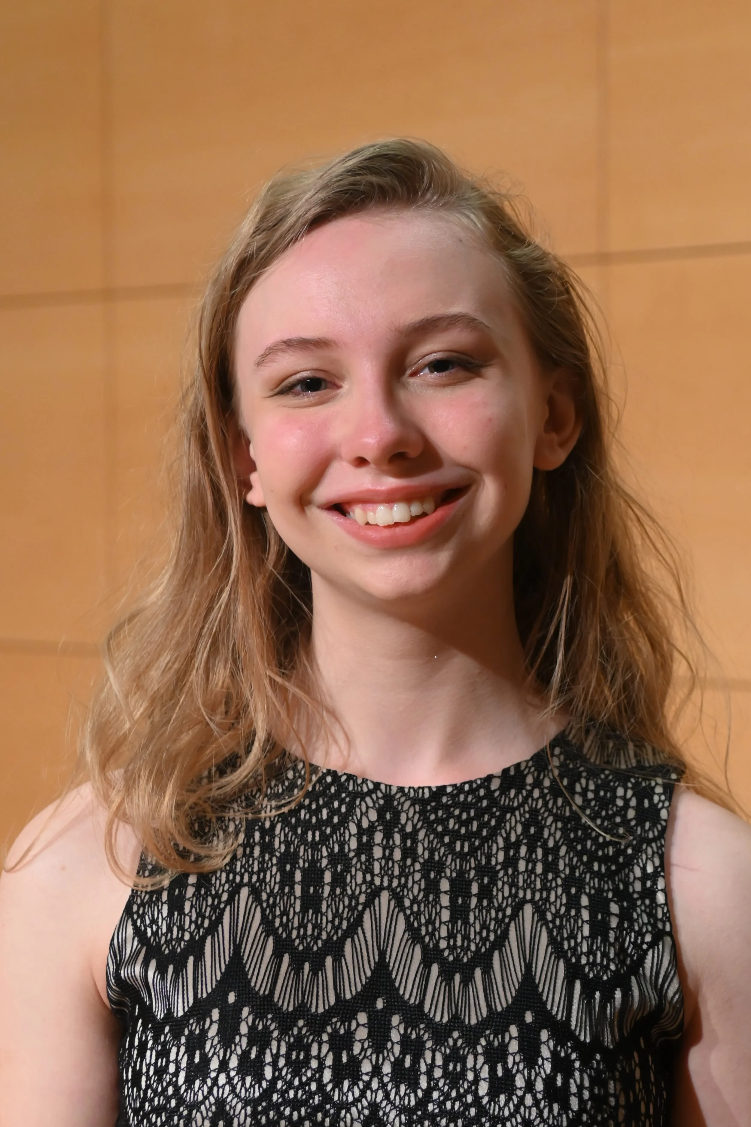 Sr. D.:  Anneliese Bush, Voice:  Third Prize, Musical Achievement Award of $600