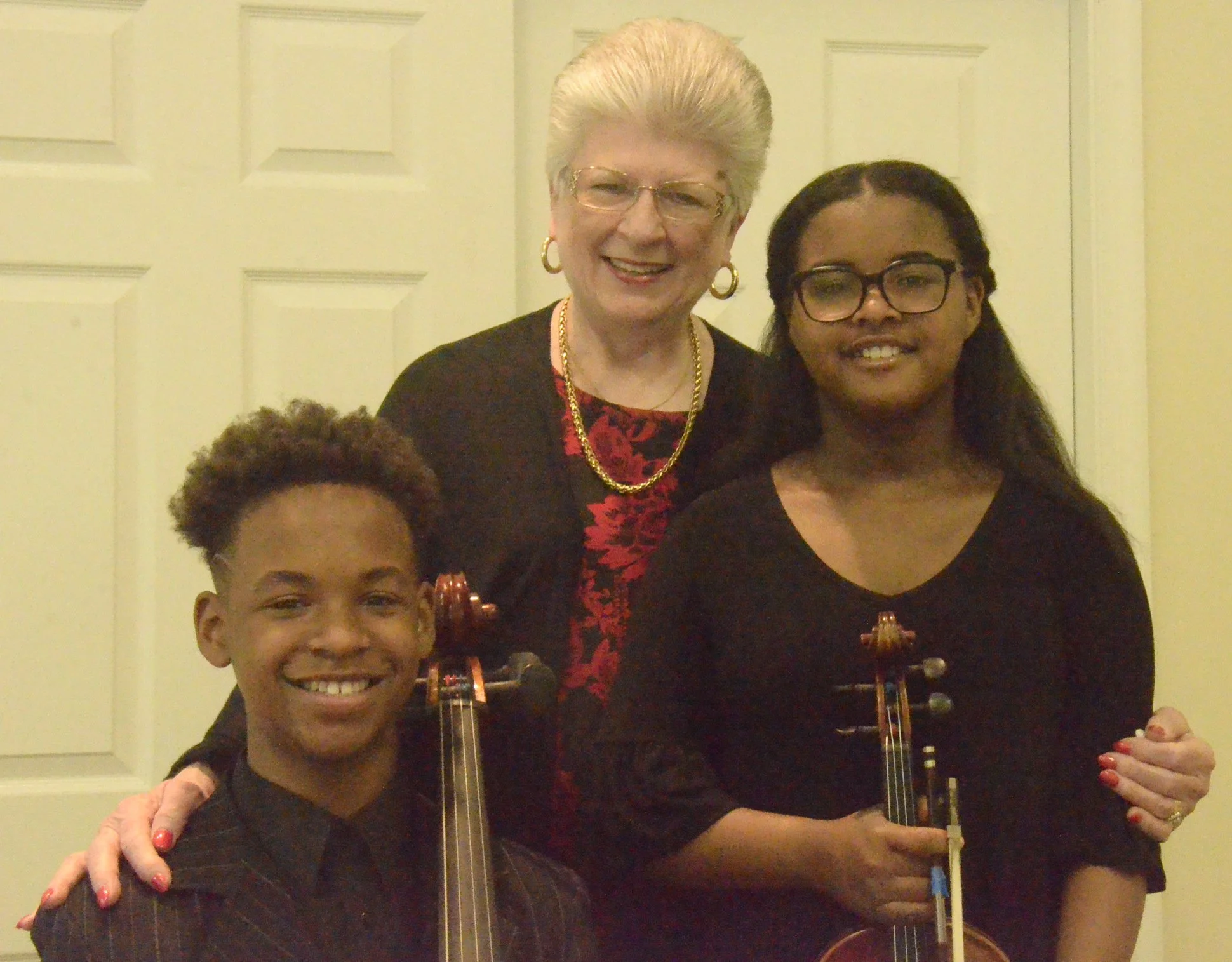 L to R:  Sylvia Lynn, SB Chair; Donna Herman, President; Brelan, Cerie Blubaugh, WGC Chair; and Sydney
