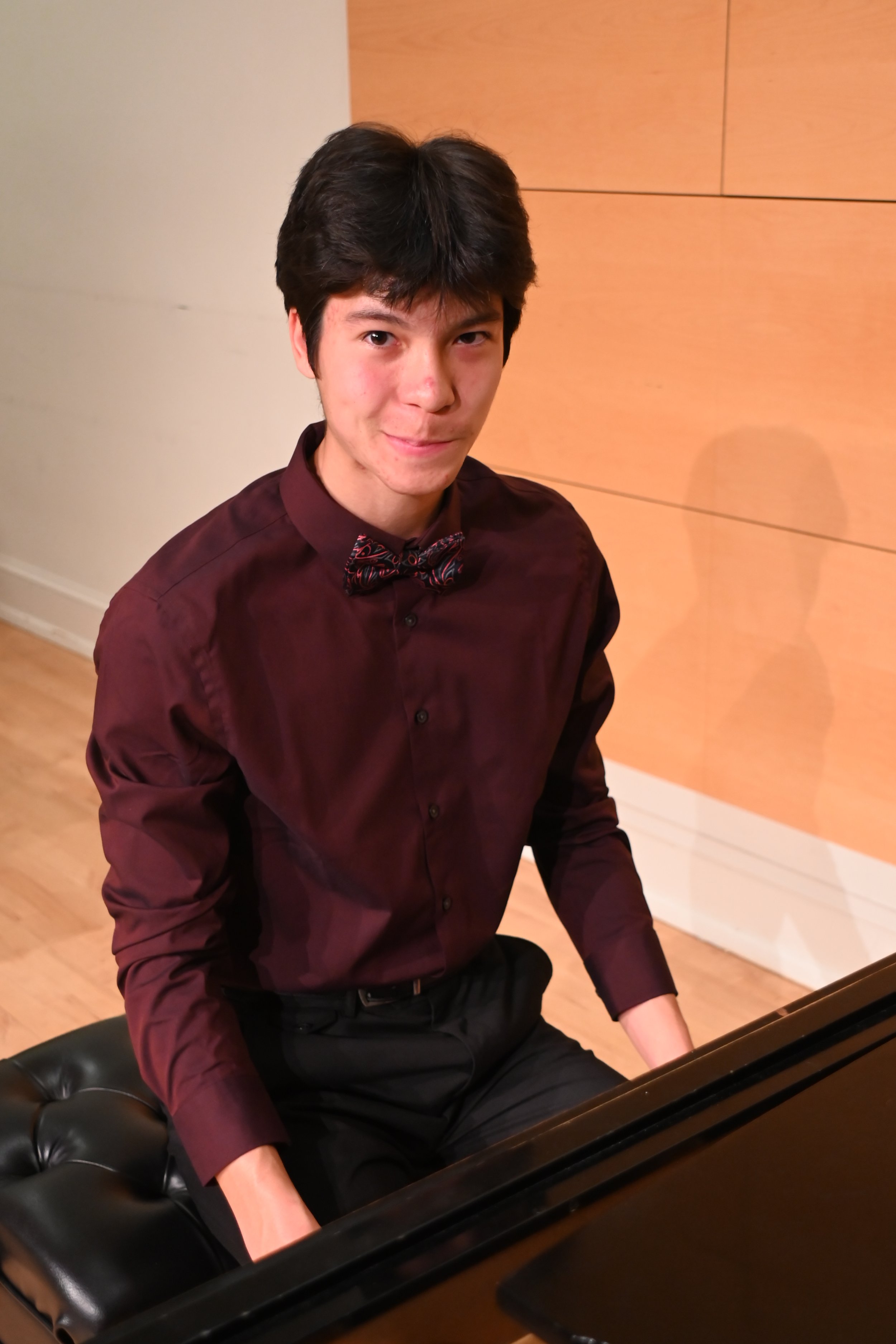 Sr. D.:  Alan Schuster, Piano:  Honorable Mention and Musical Encouragement Award of $400