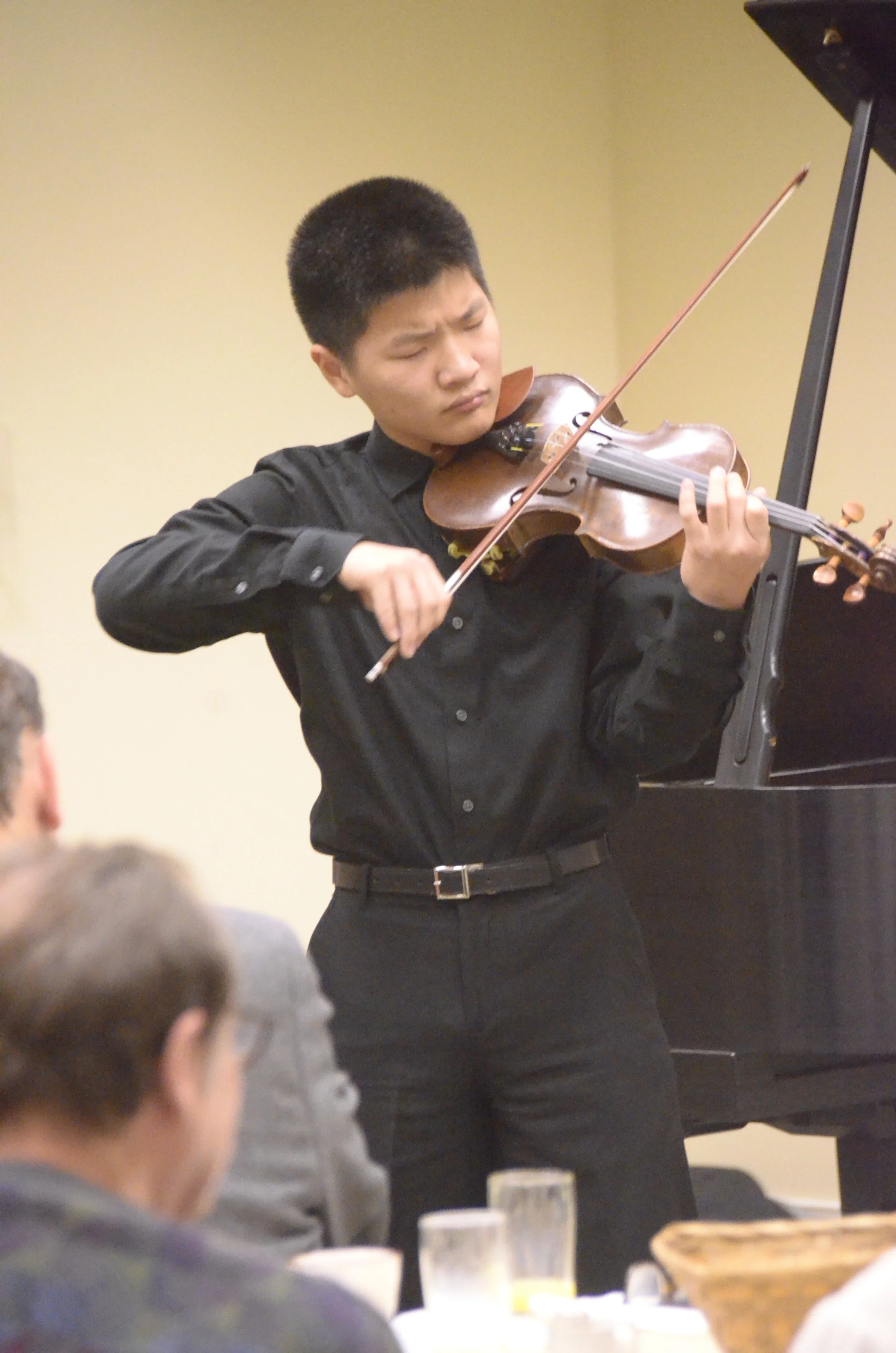 Caleb Song, Violin
