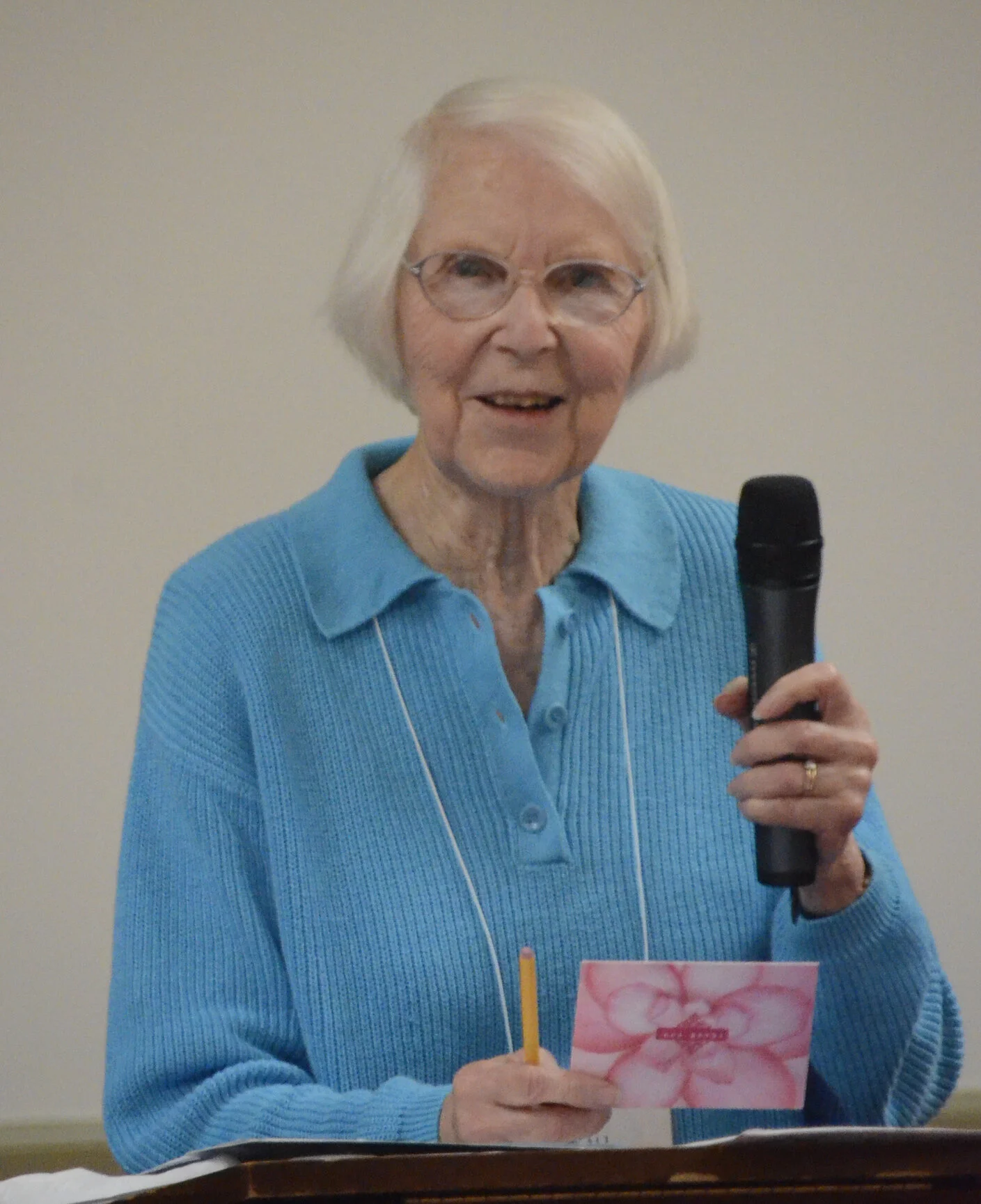 Jean Blackhall, Corresponding Secretary, reads a note of thanks