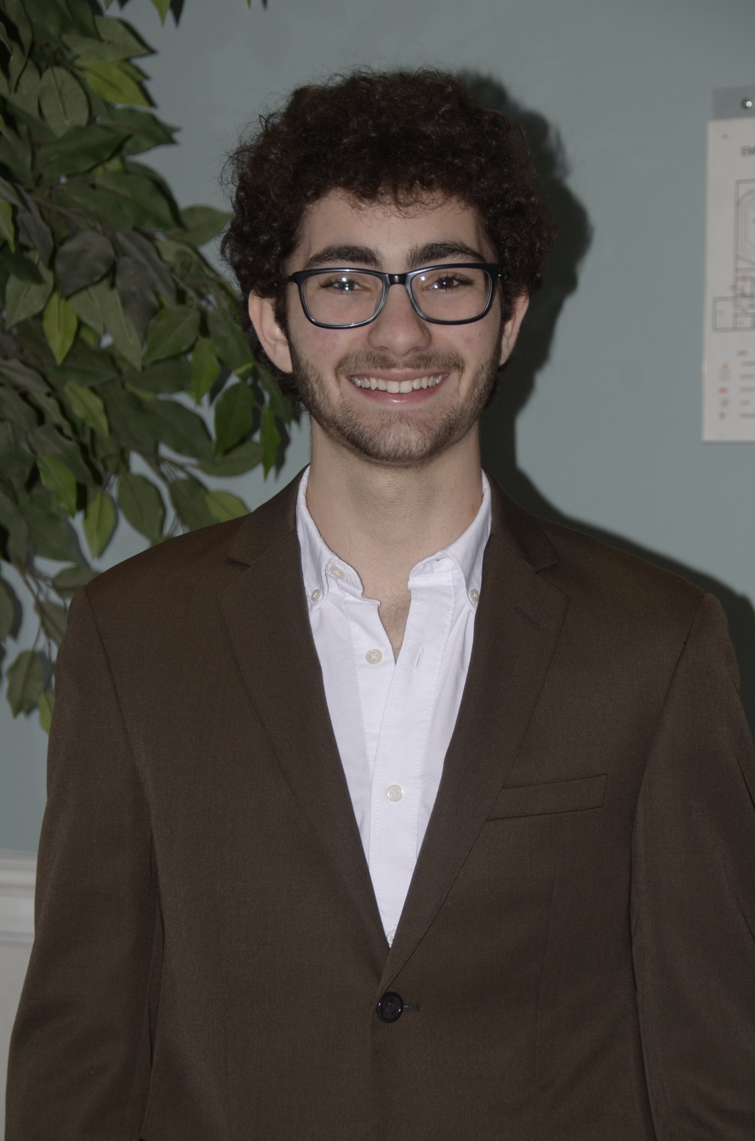 Sr. D.:  Colin Freeman, Voice; Honorable Mention and Encouragement Award of $400