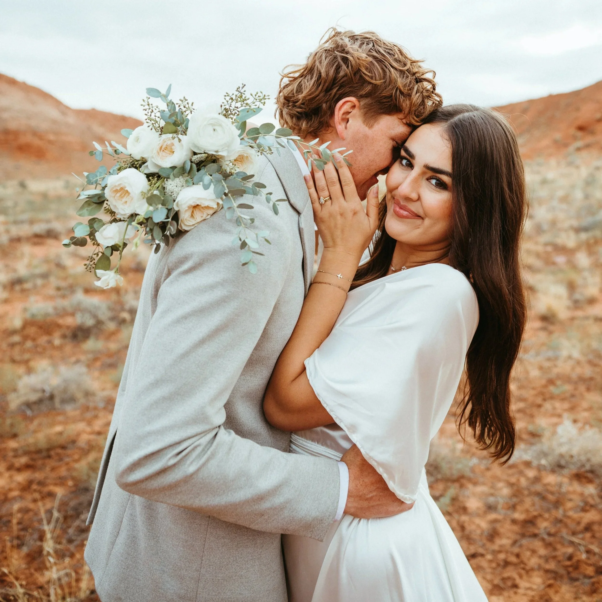 How to Tell Your Family You’re Eloping (Without Breaking Hearts)