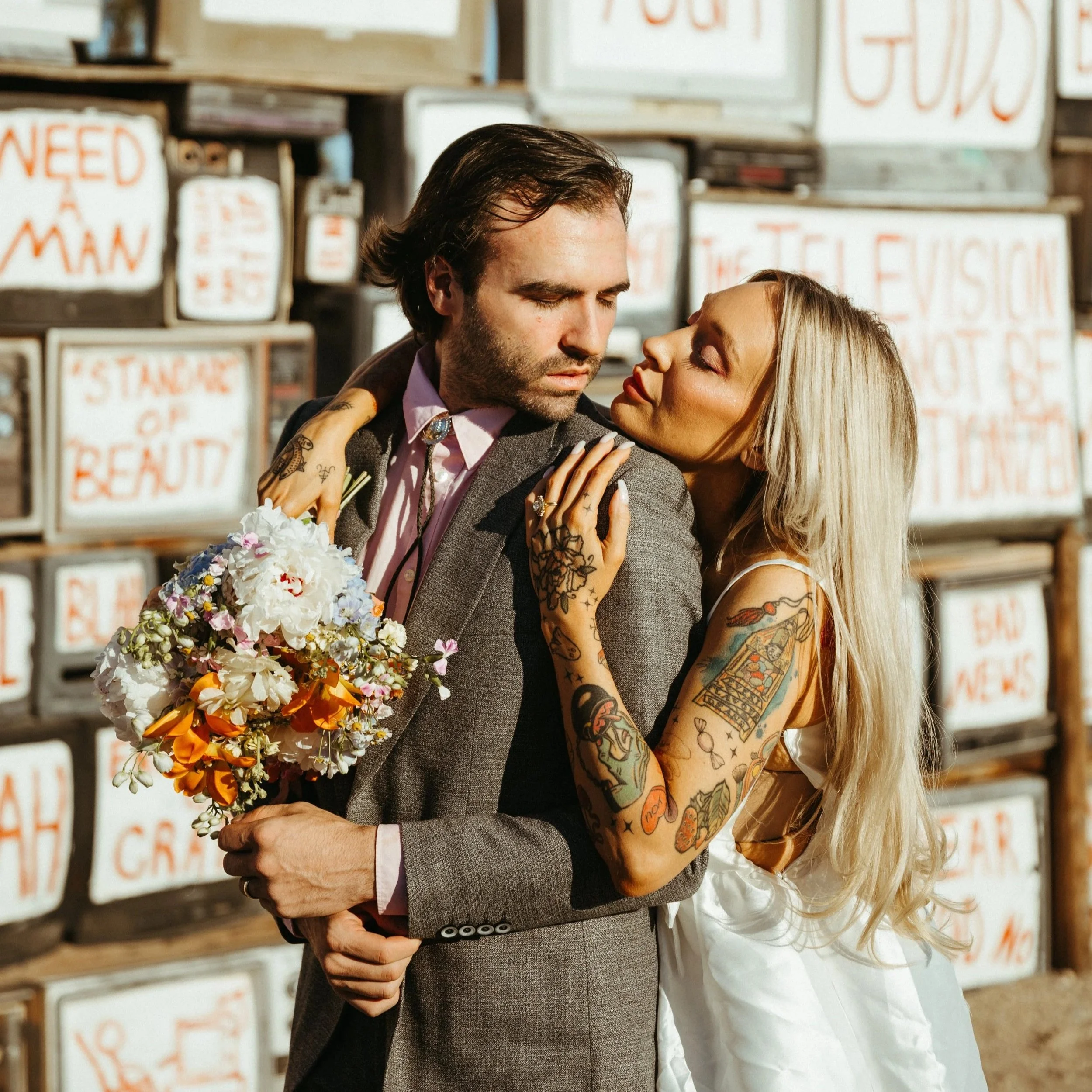 Why You Should Take Elopement Photos in East Jesus or Slab City in California’s Vast Desert